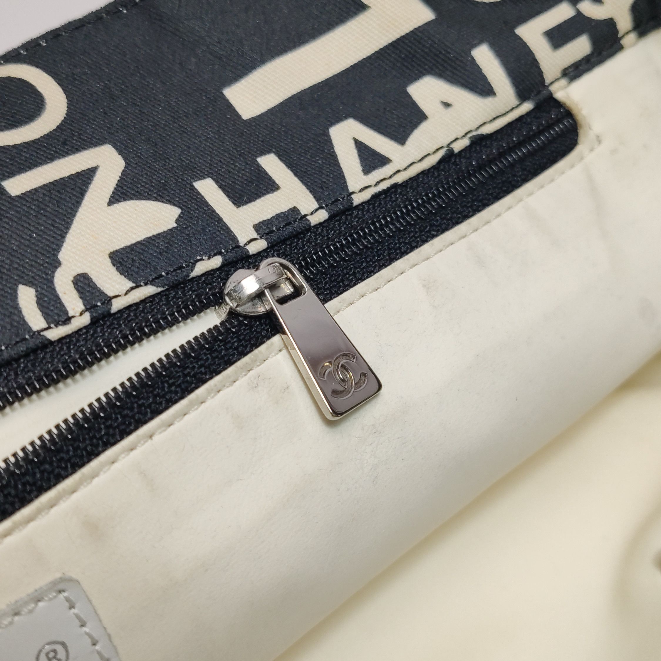 Chanel Chanel Women os Shoulder Bags Size ONE SIZE - 18 Thumbnail