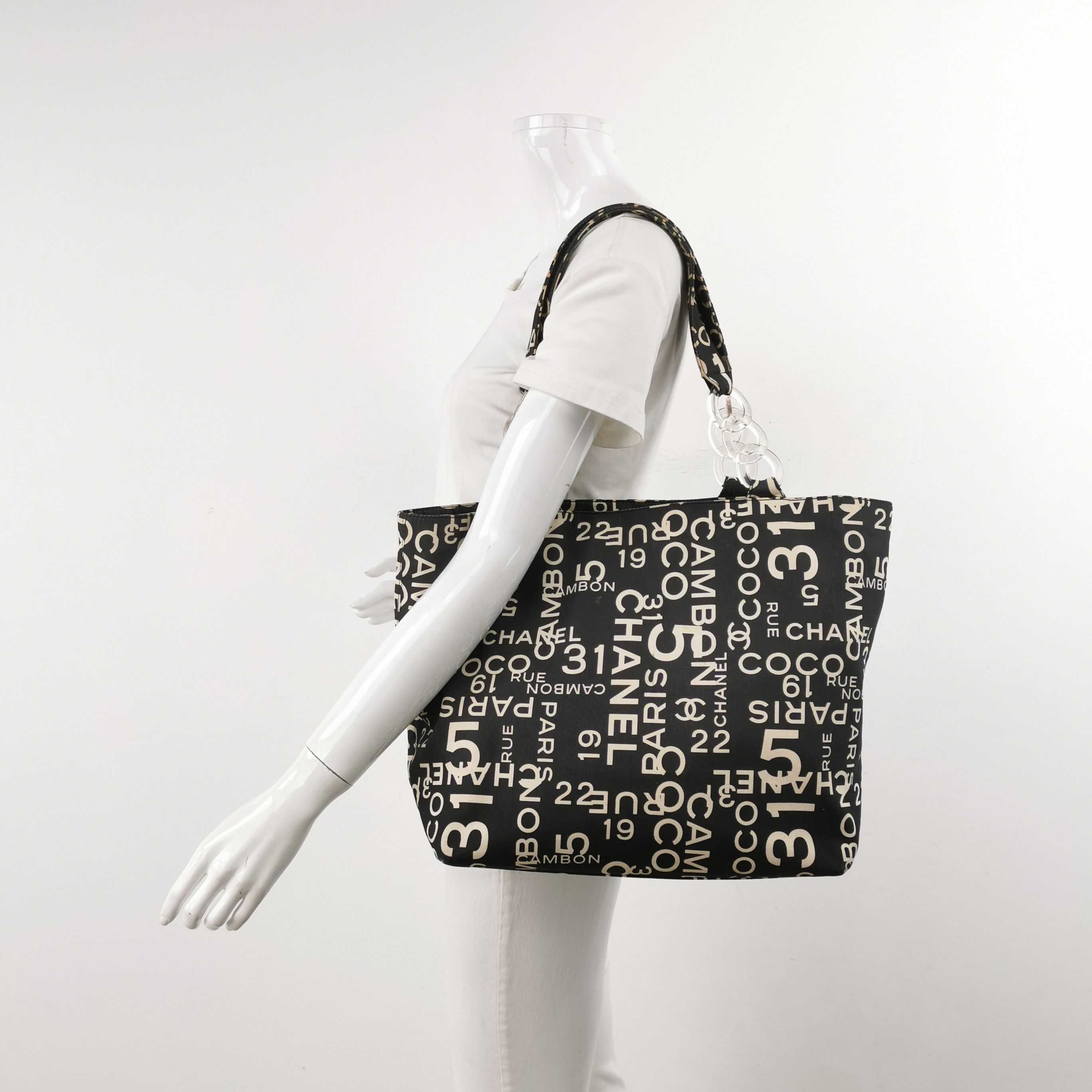 Chanel Chanel Women os Shoulder Bags Size ONE SIZE - 2 Thumbnail