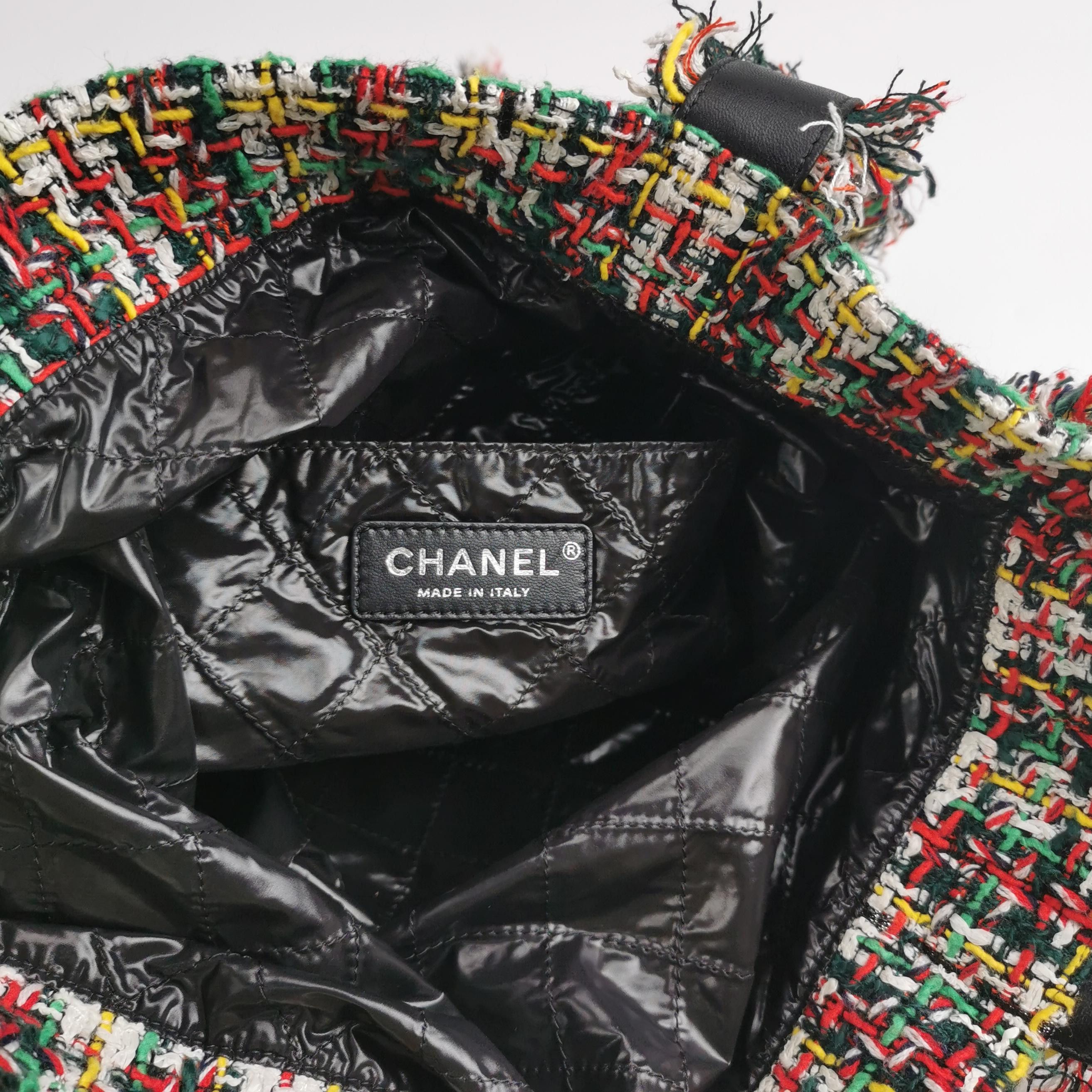 Chanel Chanel Women os Shoulder Bags Size ONE SIZE - 8 Thumbnail