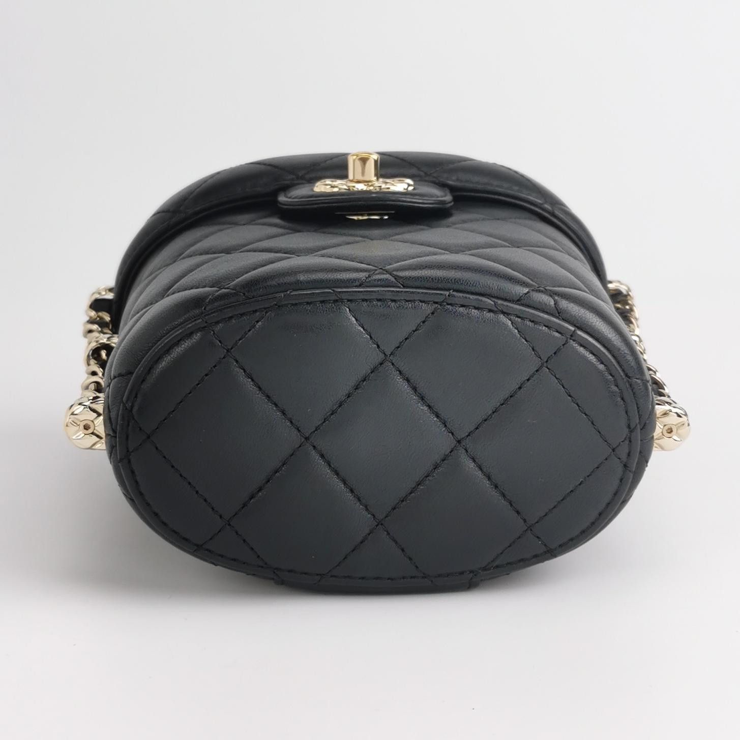 Chanel Chanel Women os Shoulder Bags Size ONE SIZE - 6 Thumbnail