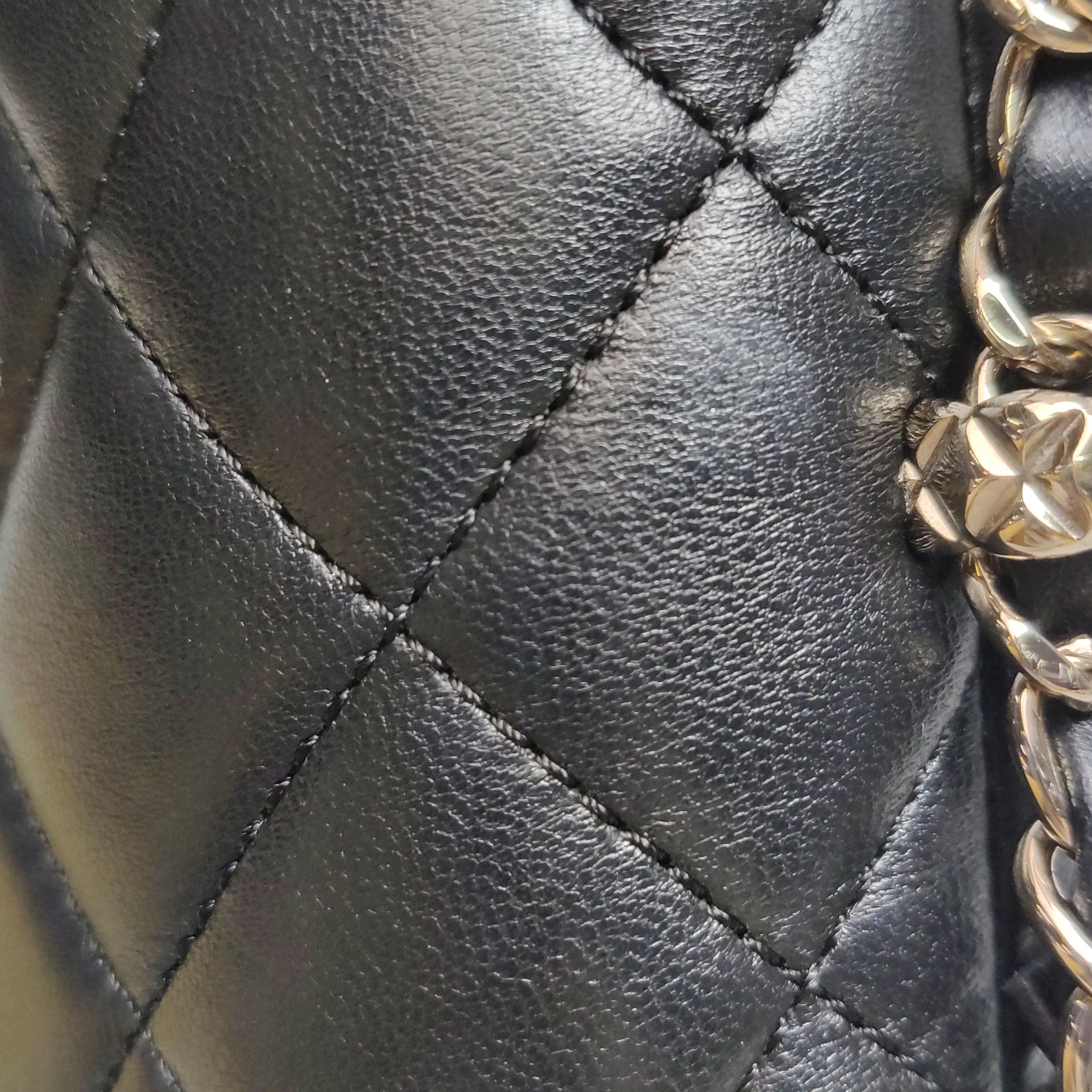 Chanel Chanel Women os Shoulder Bags Size ONE SIZE - 24 Thumbnail