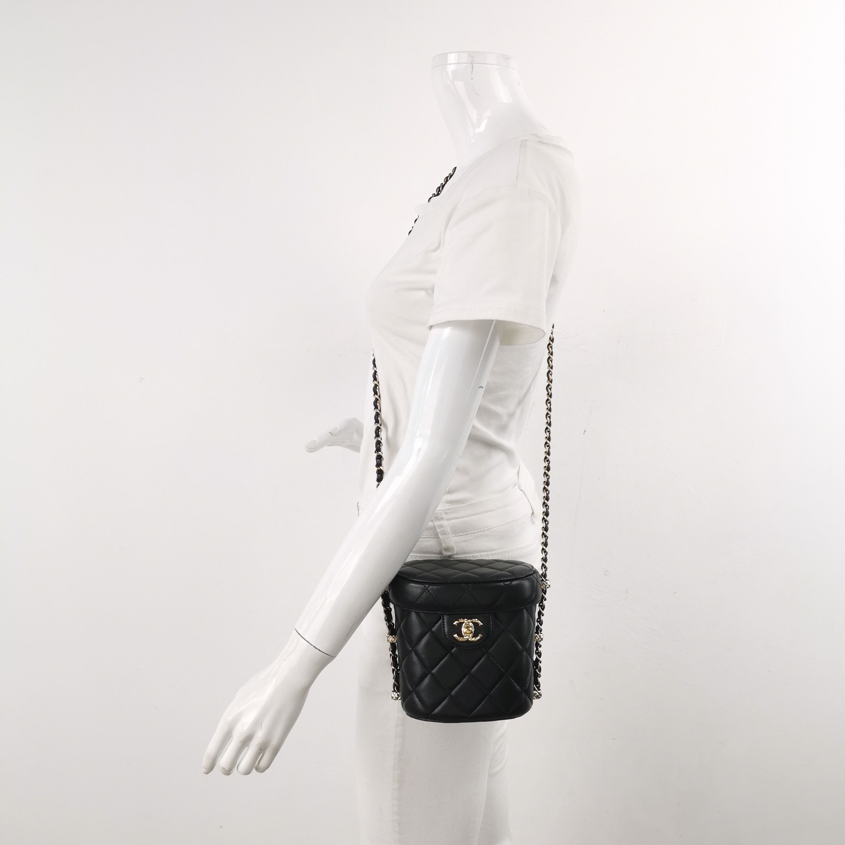 Chanel Chanel Women os Shoulder Bags Size ONE SIZE - 2 Thumbnail