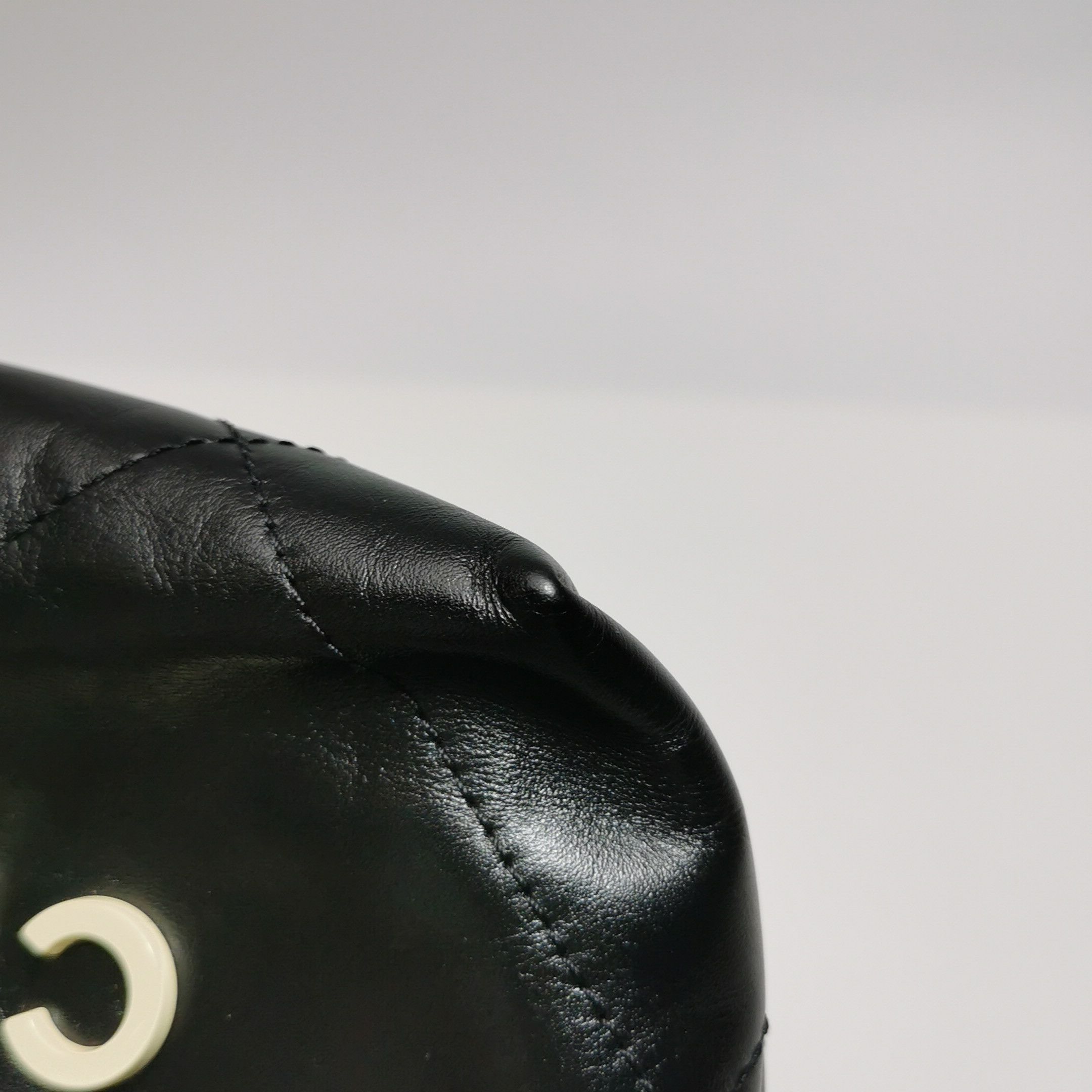 Chanel Chanel Women os Crossbody Bags Size ONE SIZE - 19 Thumbnail