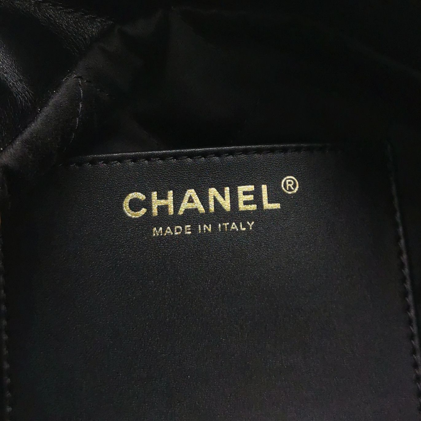 Chanel Chanel Women os Crossbody Bags Size ONE SIZE - 8 Thumbnail