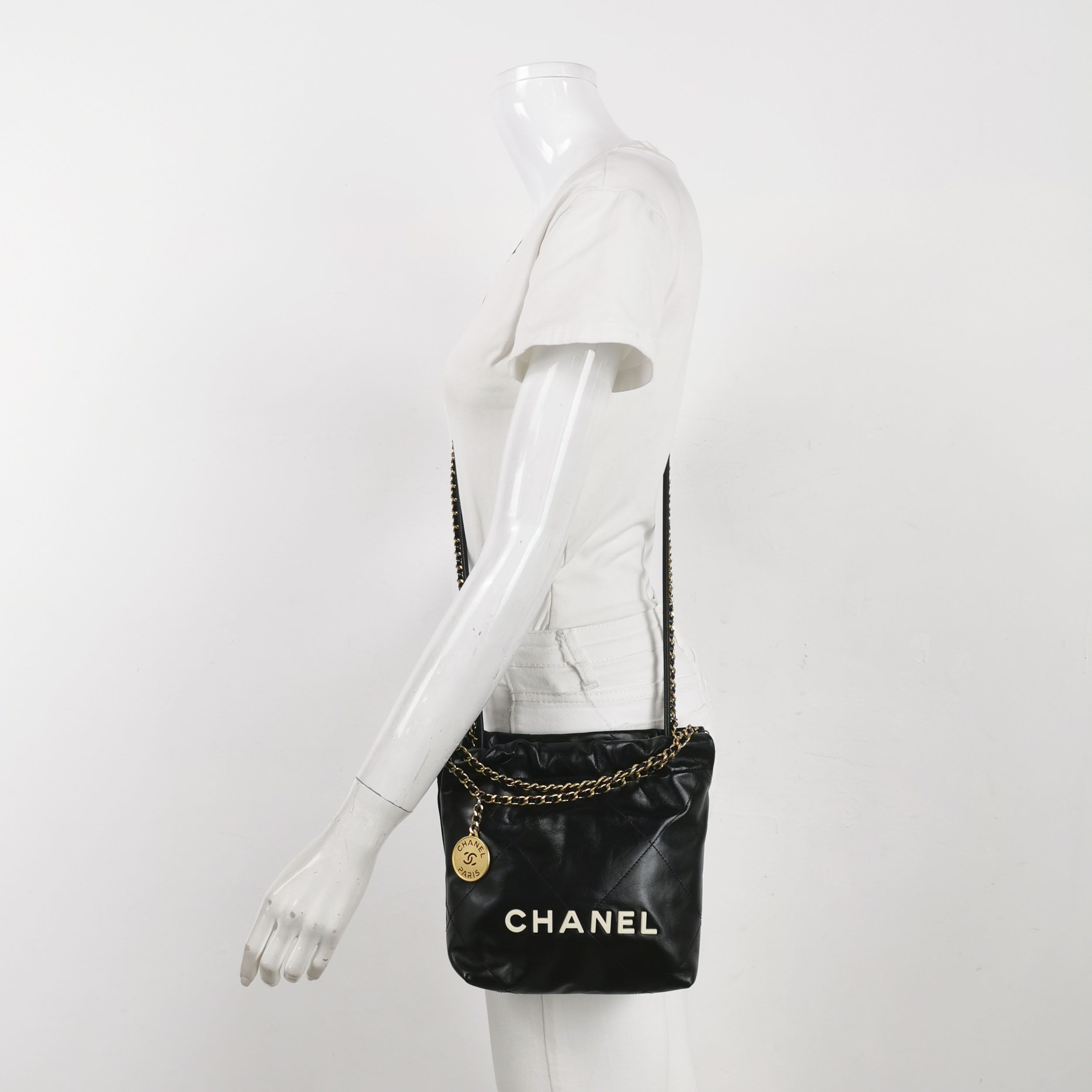 Chanel Chanel Women os Crossbody Bags Size ONE SIZE - 2 Thumbnail