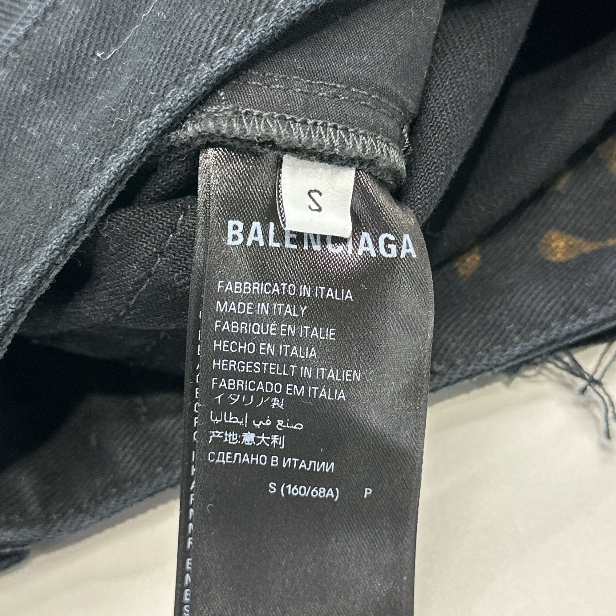 Balenciaga Balenciaga Graffiti Logo Denim Shorts Size 30 Size US 30 / EU 46 - 4 Thumbnail