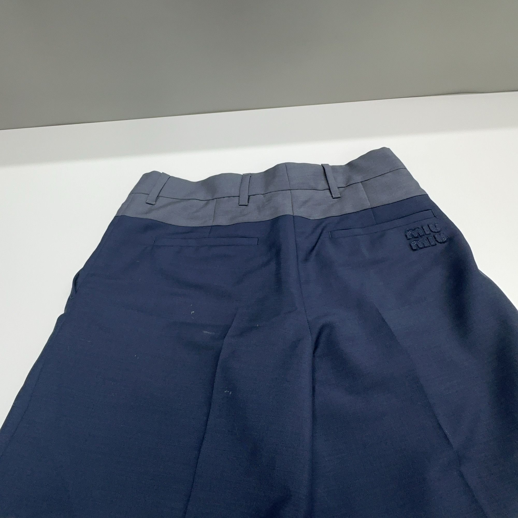 Miu Miu Miu Miu Navy Wool Shorts Size 36 Size 25" / US 0 / IT 36 - 7 Thumbnail
