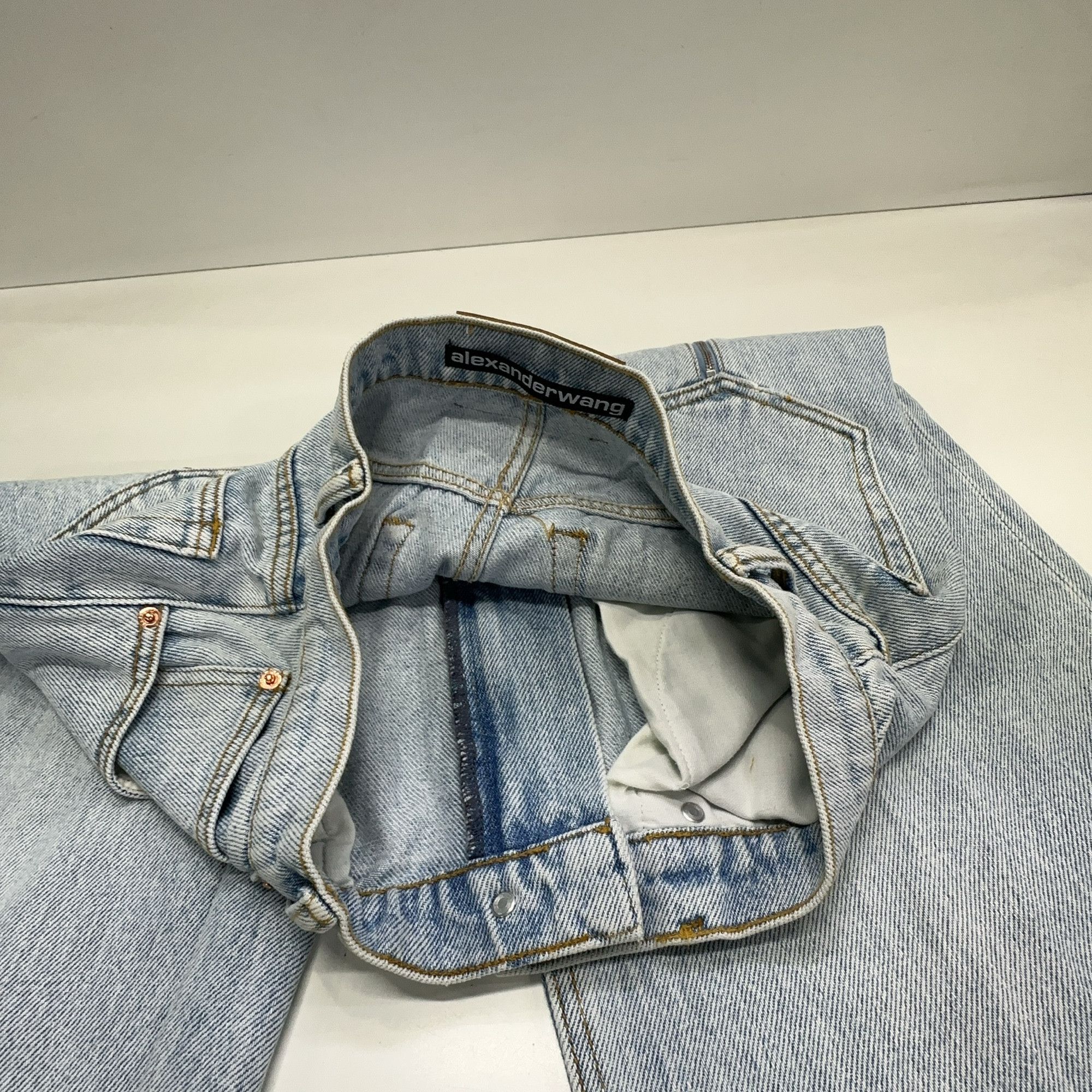 Alexander Wang Alexander Wang Washed Denim Jeans Size 26 Size 26" / US 2 / IT 38 - 6 Thumbnail