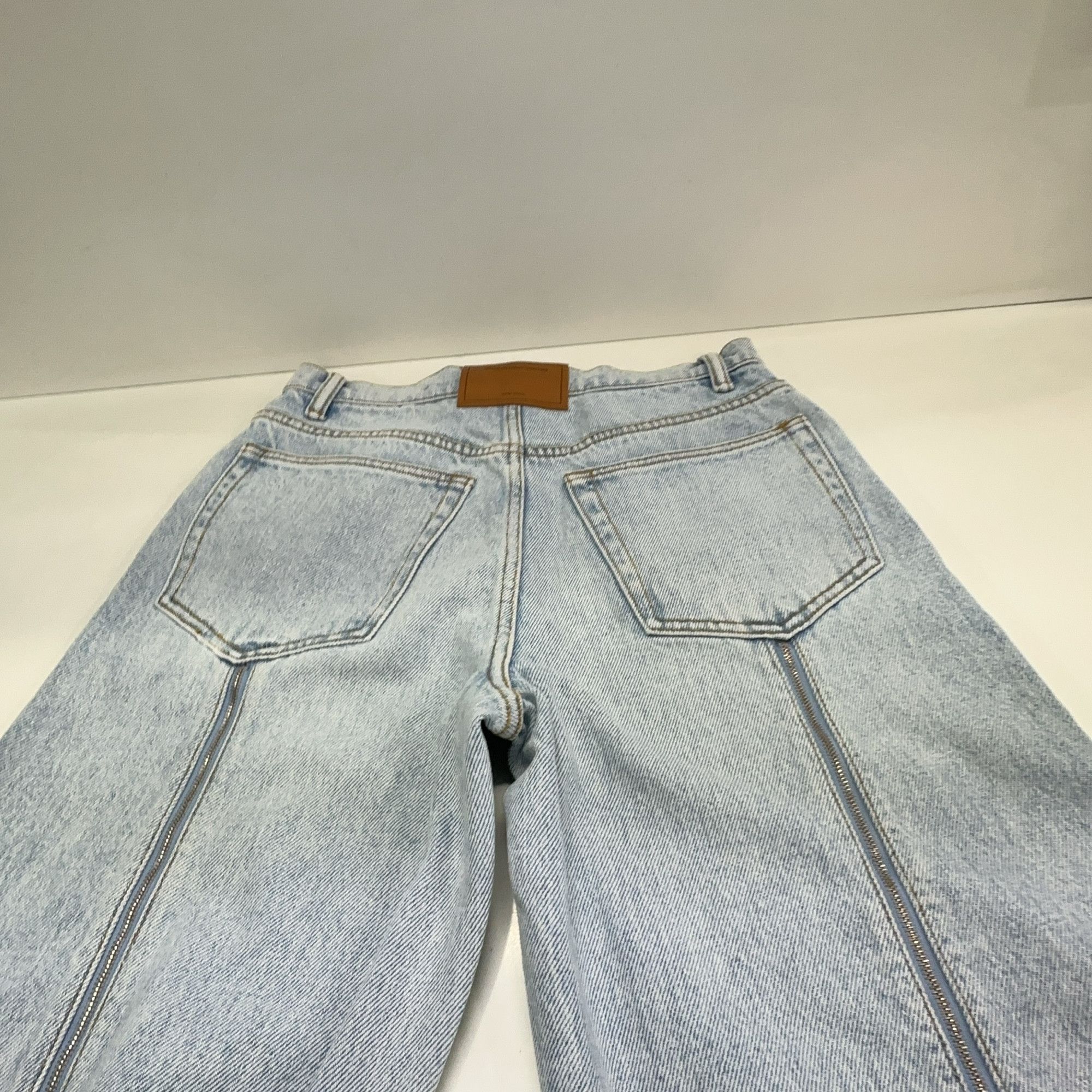 Alexander Wang Alexander Wang Washed Denim Jeans Size 26 Size 26" / US 2 / IT 38 - 11 Thumbnail