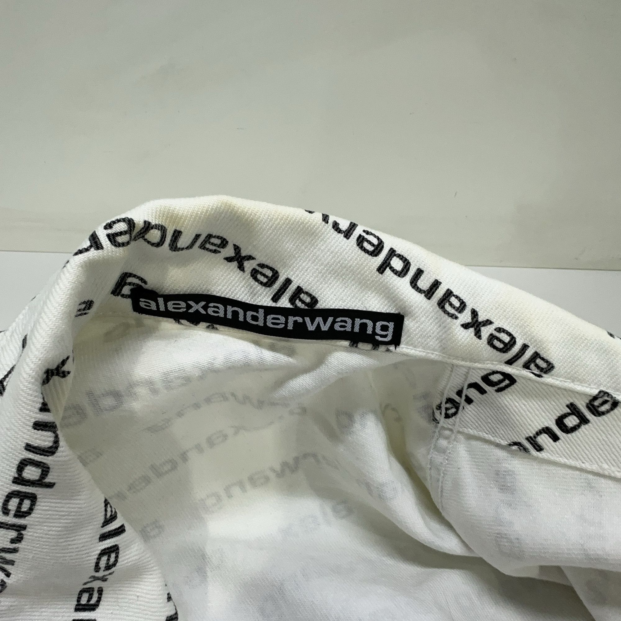 Alexander Wang Alexander Wang All-Over Logo Denim Jacket Size XS Size XS / US 0-2 / IT 36-38 - 4 Thumbnail