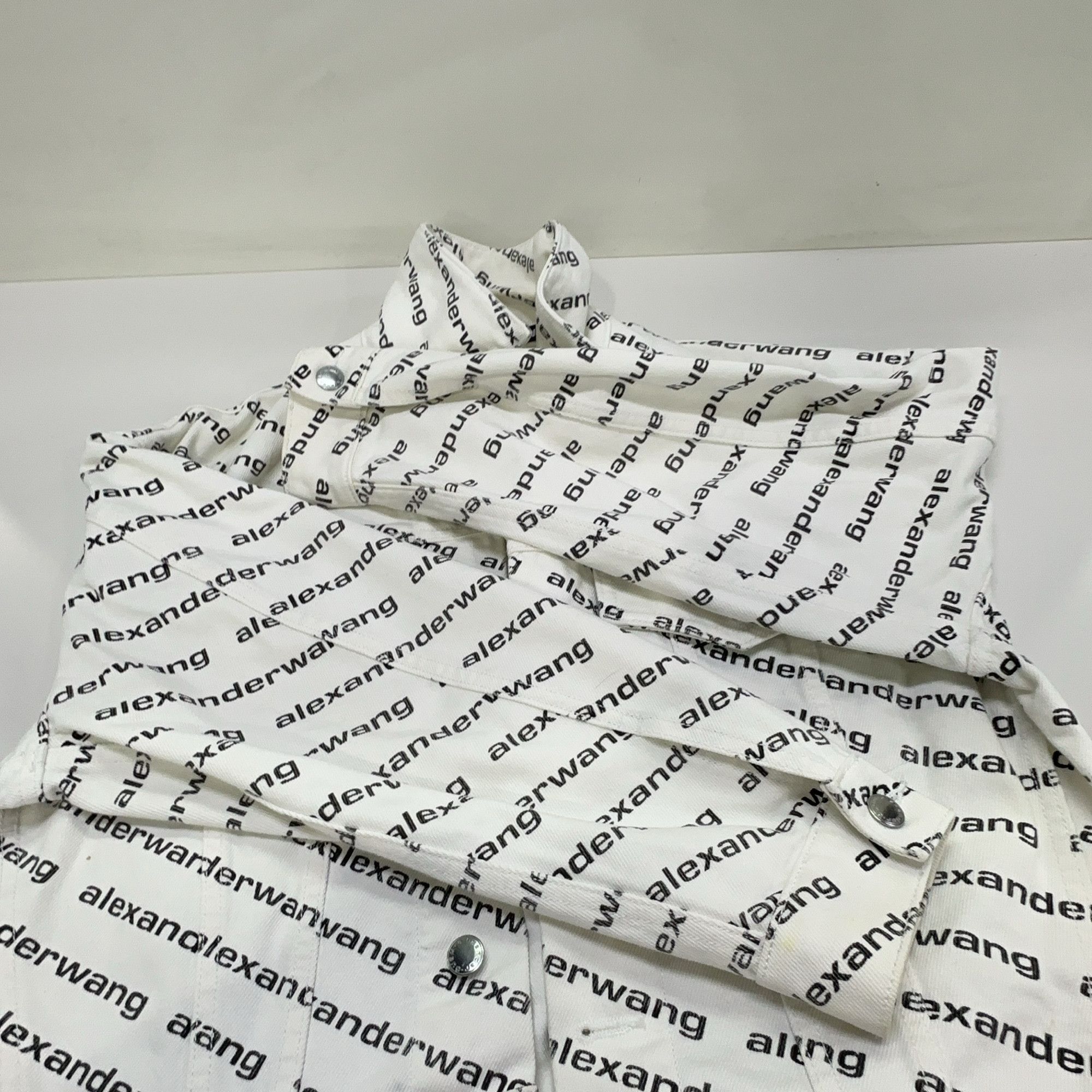 Alexander Wang Alexander Wang All-Over Logo Denim Jacket Size XS Size XS / US 0-2 / IT 36-38 - 8 Thumbnail