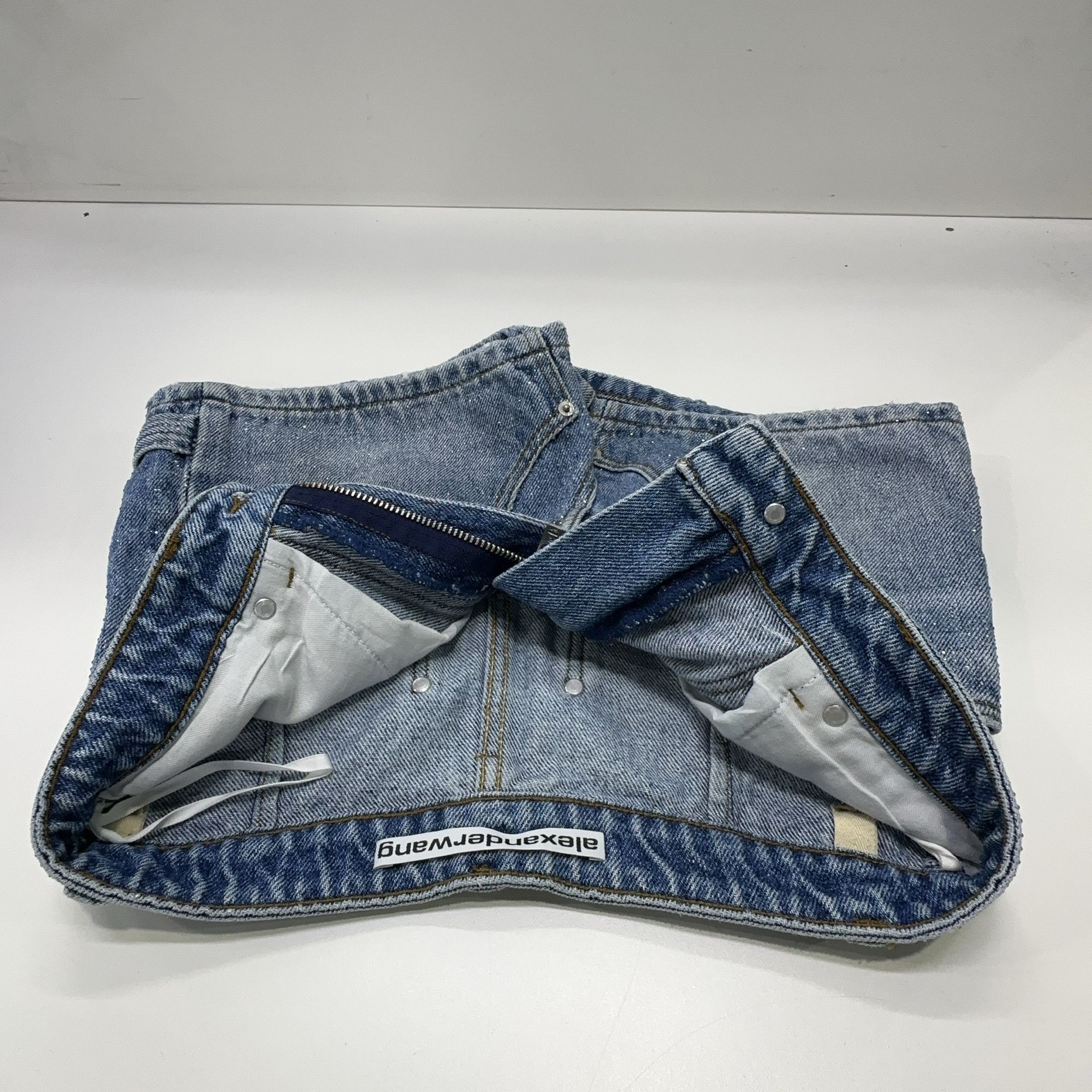 Alexander Wang Alexander Wang Denim Shorts Size 25 Size 25" / US 0 / IT 36 - 6 Thumbnail