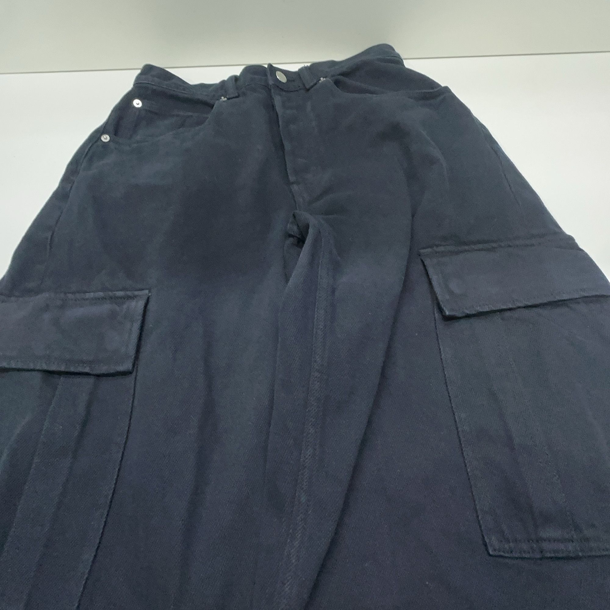 Alexander Wang Alexander Wang Cargo Jeans Size 25 Size 25" / US 0 / IT 36 - 7 Thumbnail