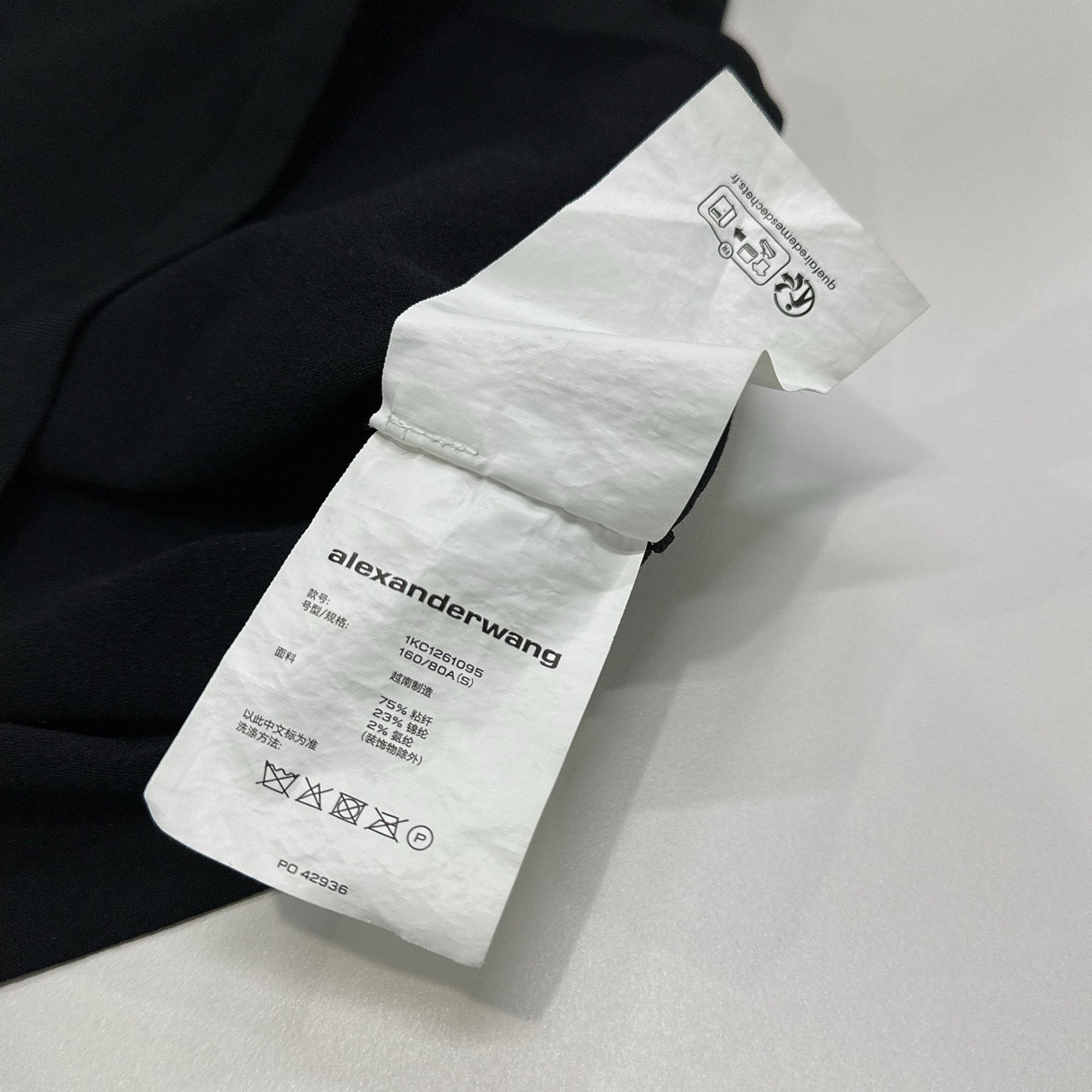 Alexander Wang Alexander Wang Black Metal Plaque Long Sleeve Top Size S Size S / US 4 / IT 40 - 5 Thumbnail