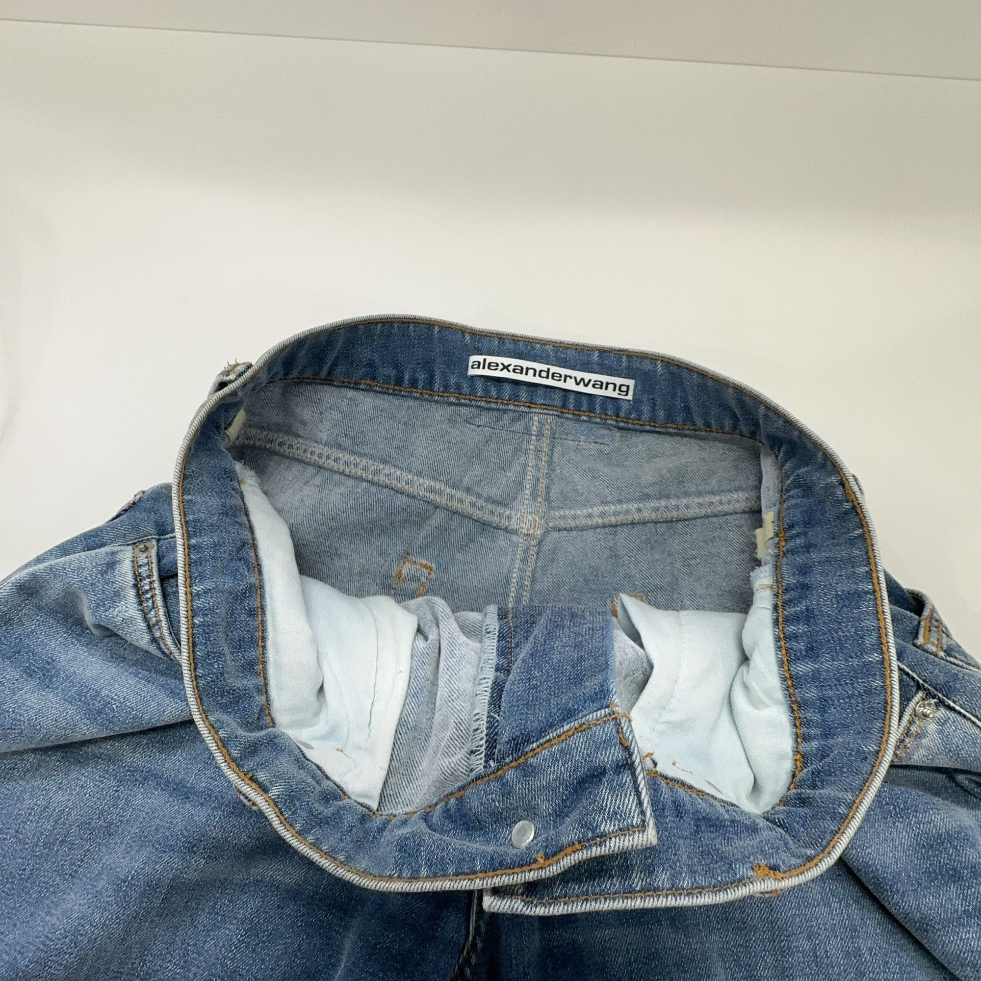 Alexander Wang Alexander Wang Washed Denim Jeans Size 32 Size US 32 / EU 48 - 5 Thumbnail