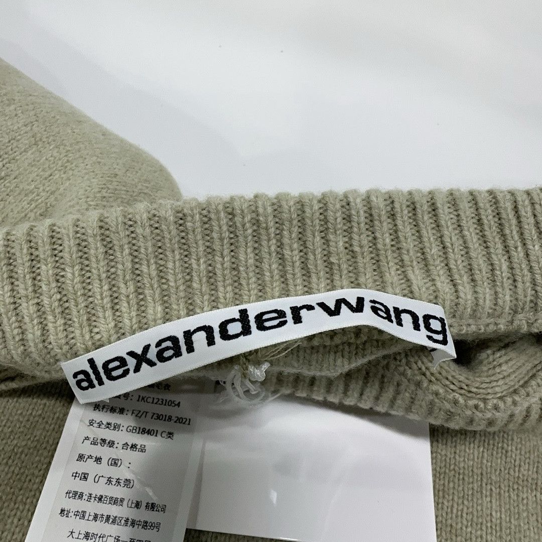Alexander Wang Alexander Wang Inverted V-Neck Sweater Size XS Size XS / US 0-2 / IT 36-38 - 4 Thumbnail
