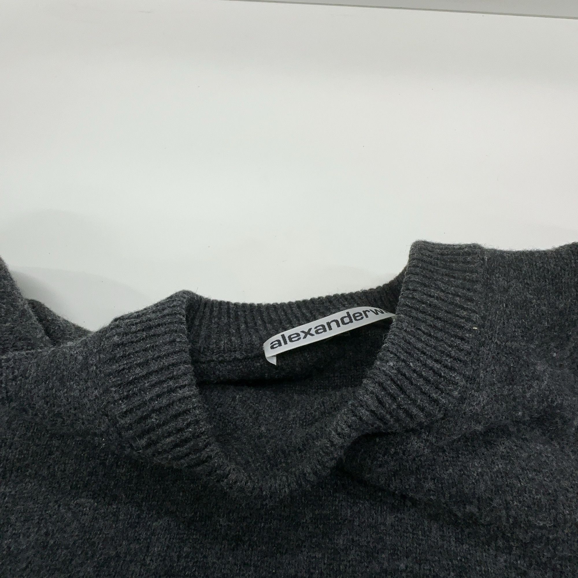 Alexander Wang Alexander Wang Charcoal Wool Inverted V-Neck Sweater Size S Size S / US 4 / IT 40 - 7 Thumbnail