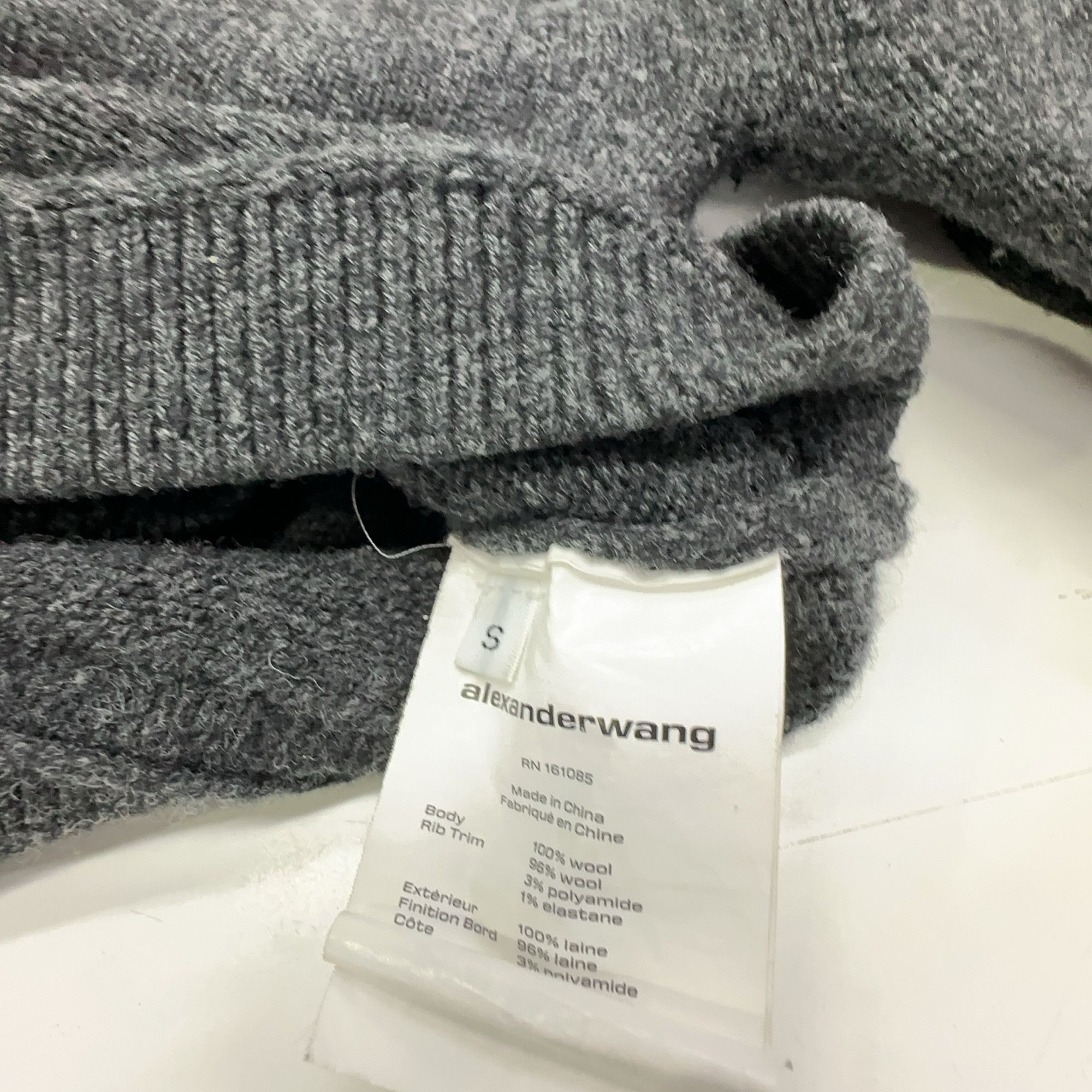 Alexander Wang Alexander Wang Charcoal Wool Inverted V-Neck Sweater Size S Size S / US 4 / IT 40 - 3 Thumbnail