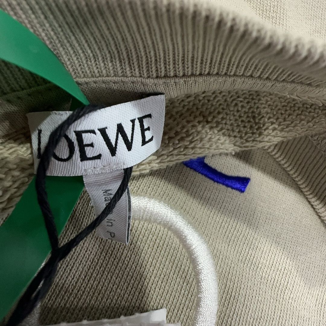 Loewe Loewe Anagram Logo Sweatshirt Size L Size US L / EU 52-54 / 3 - 3 Thumbnail