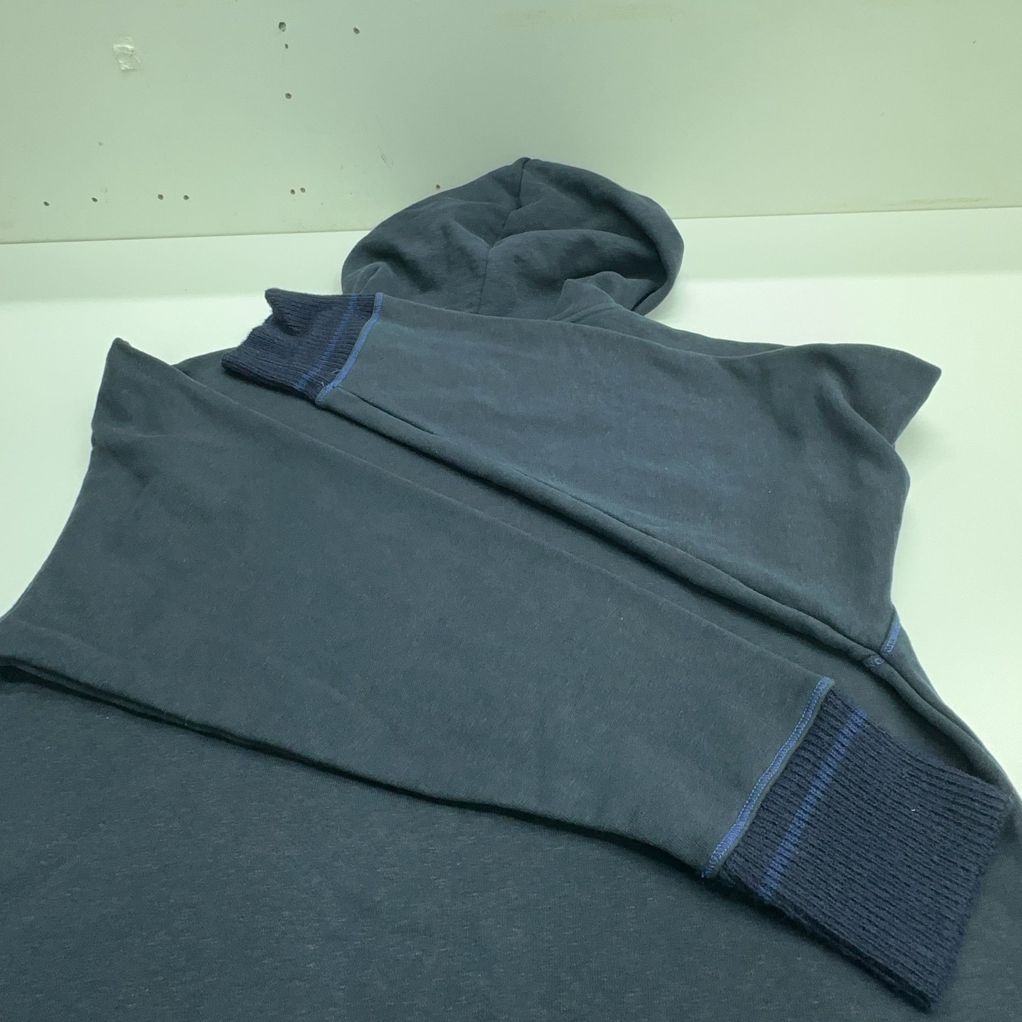 Loewe Loewe Anagram Embroidered Hoodie Size L Size L / US 10 / IT 46 - 18 Thumbnail