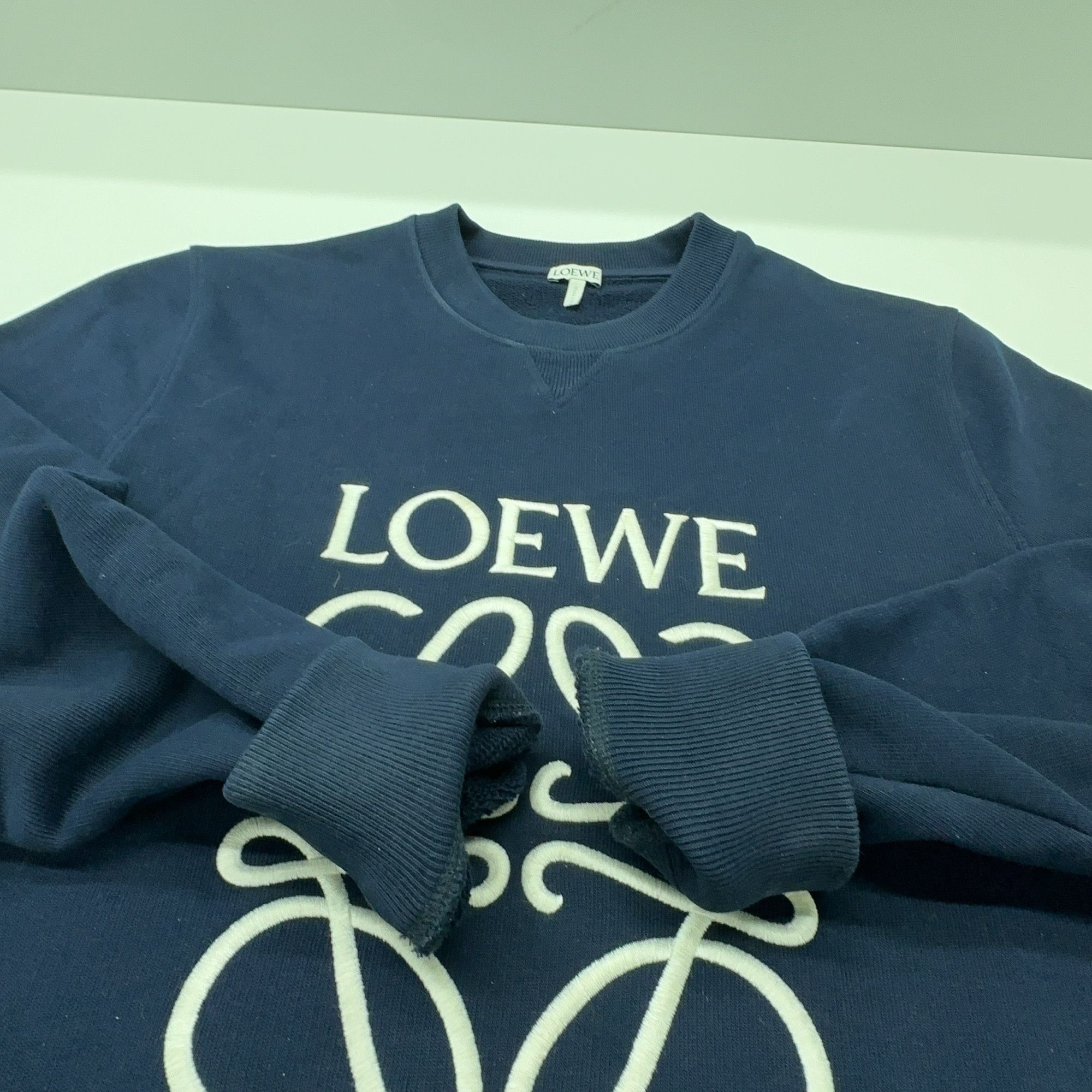 Loewe Loewe Anagram Logo Sweatshirt Navy Size M Size US M / EU 48-50 / 2 - 11 Thumbnail