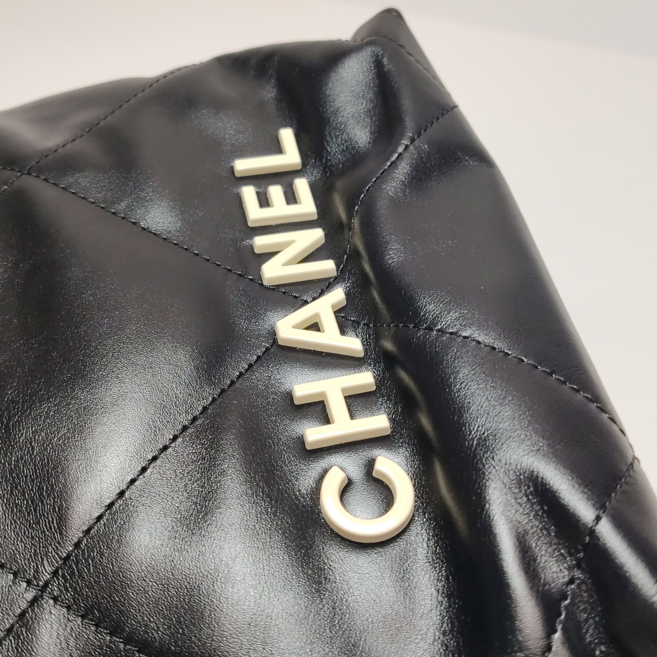 Chanel Chanel Women os Crossbody Bags Size ONE SIZE - 11 Thumbnail