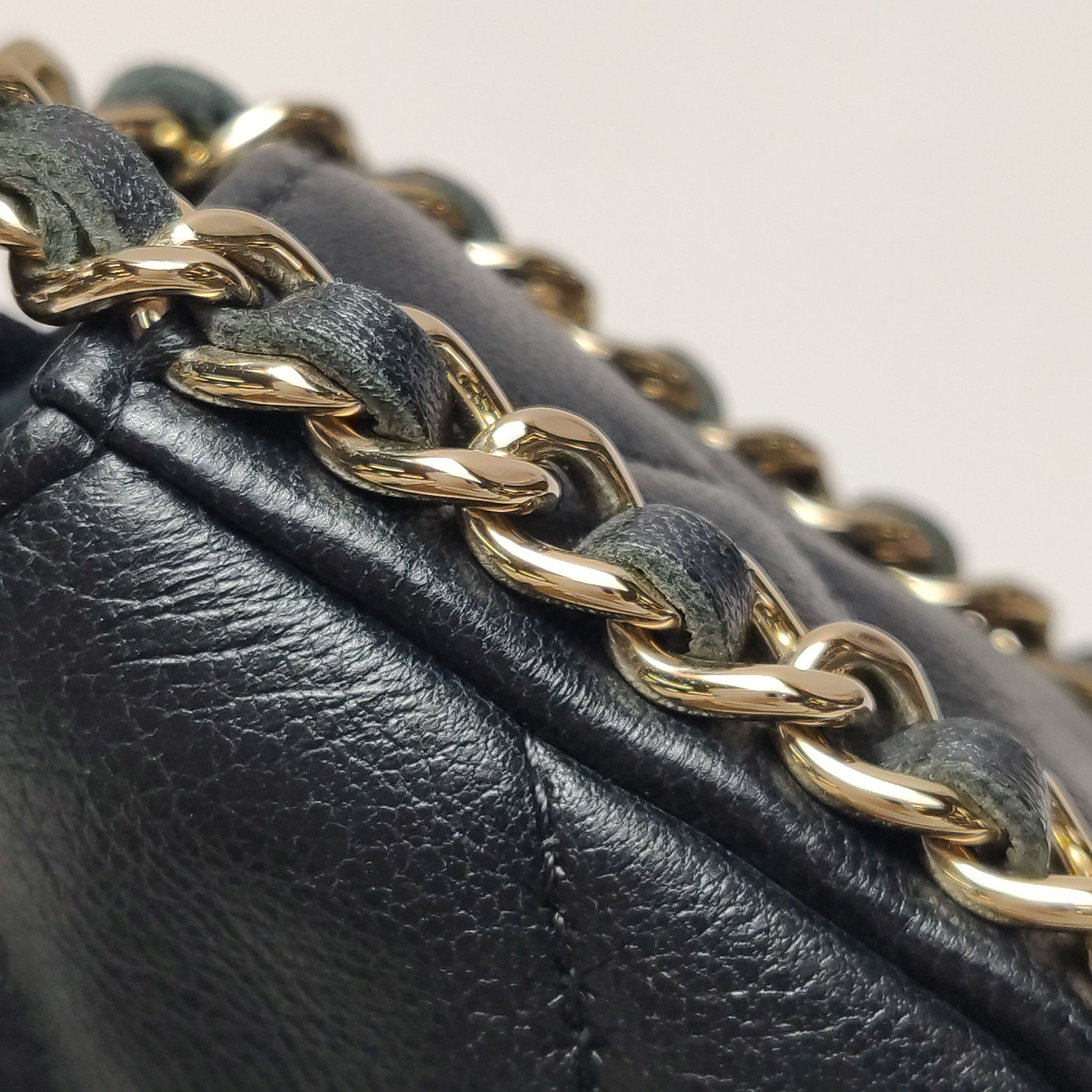 Chanel Chanel Women os Crossbody Bags Size ONE SIZE - 14 Thumbnail