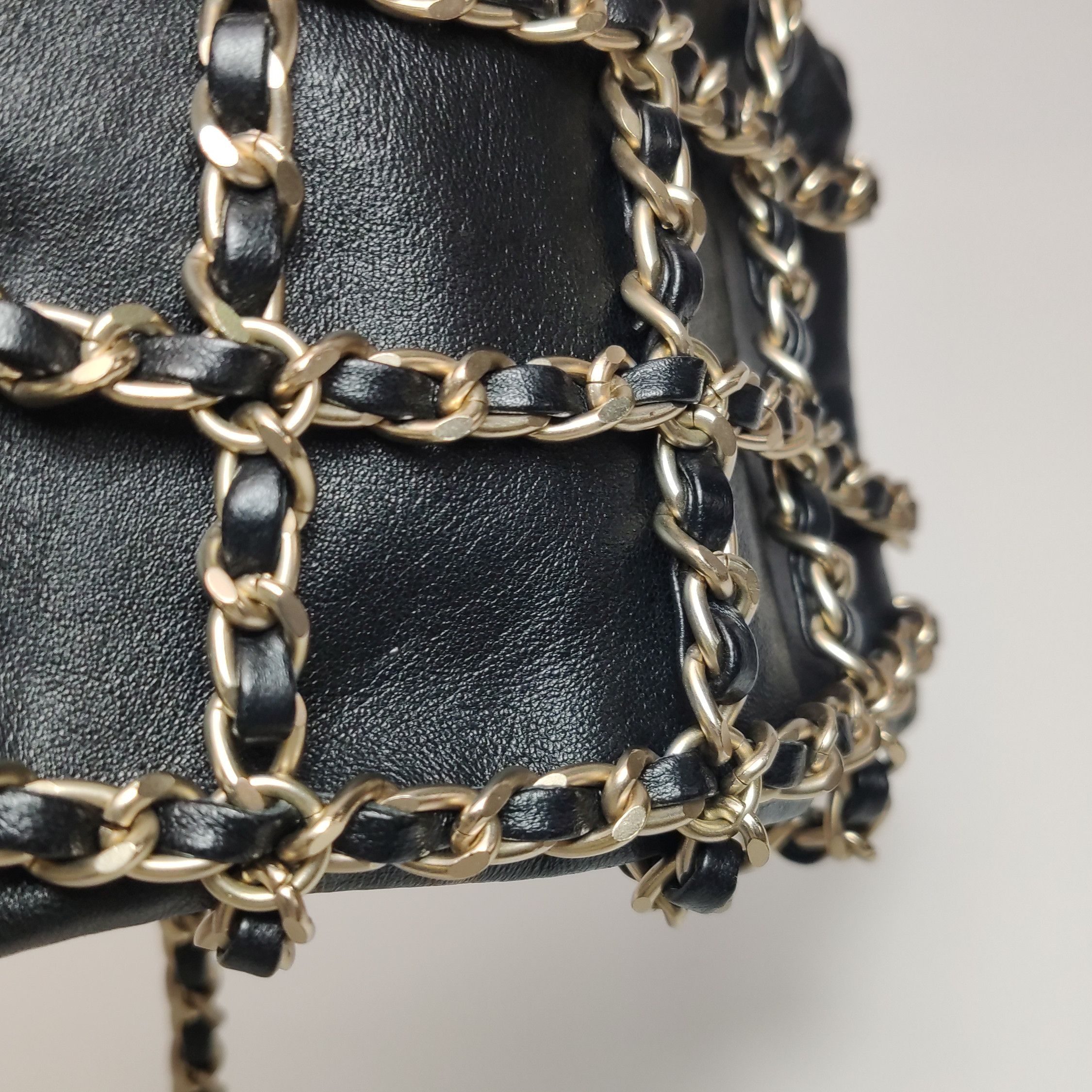 Chanel Chanel Women os Crossbody Bags Size ONE SIZE - 11 Thumbnail