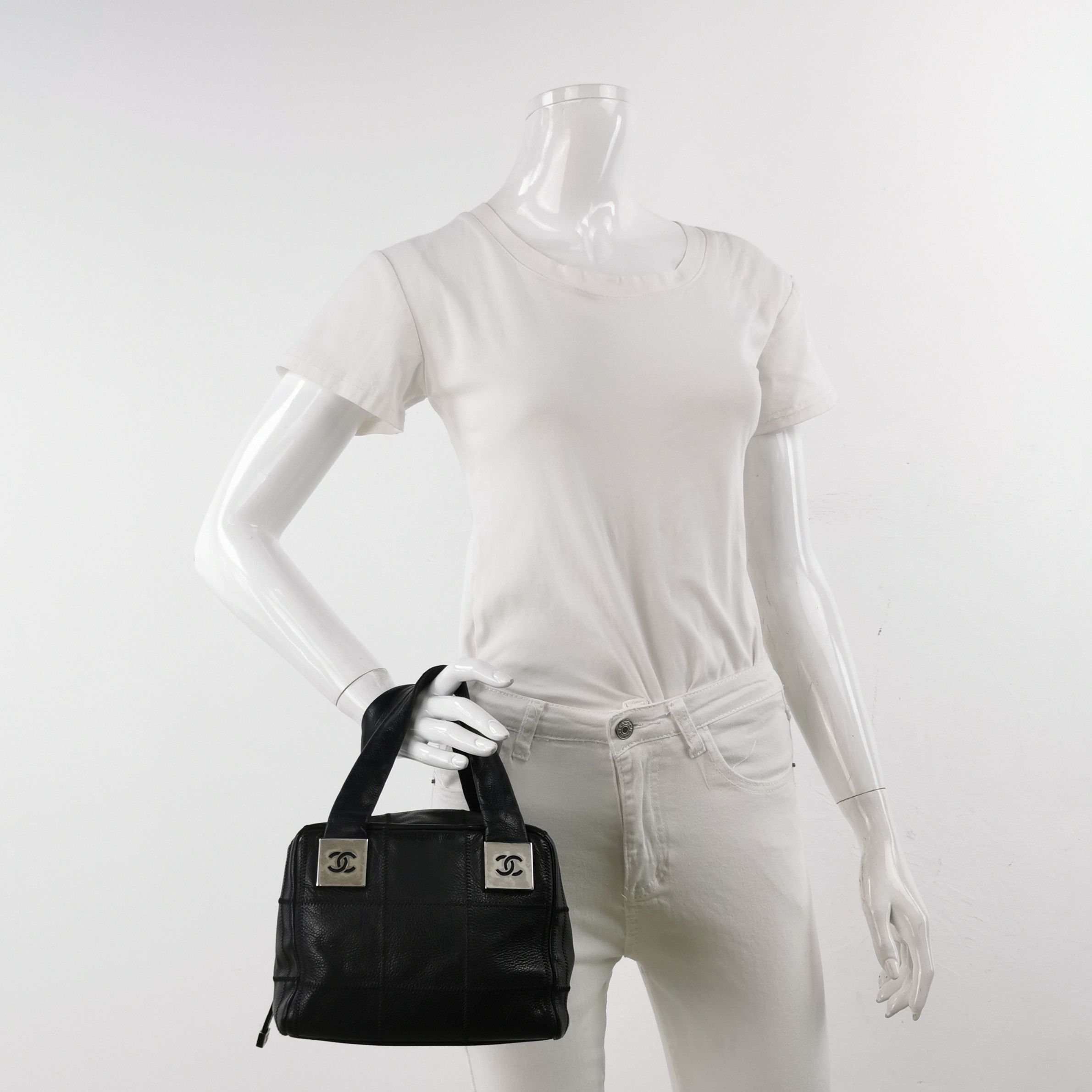 Chanel Chanel Women os Tote Bags Size ONE SIZE - 2 Thumbnail