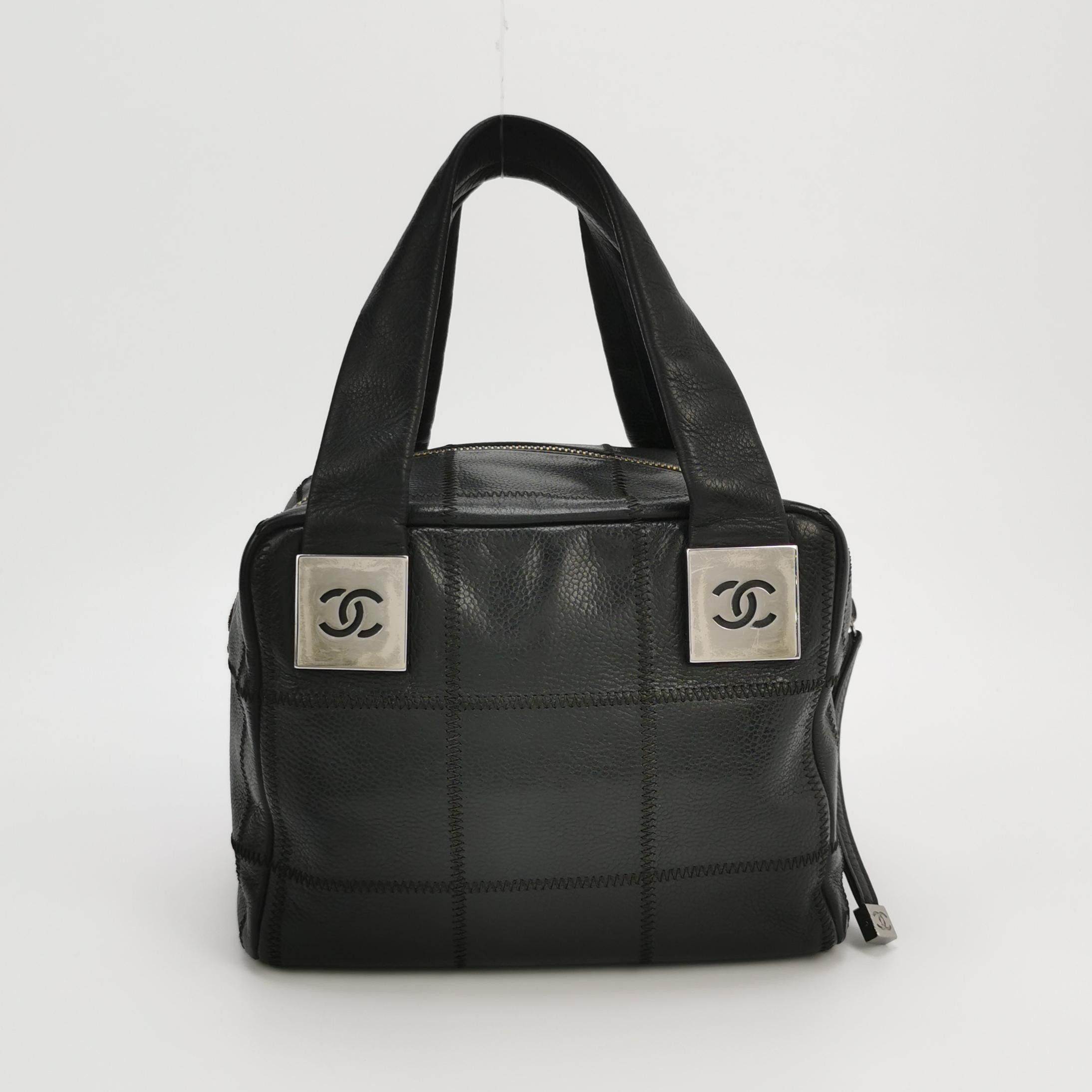 Chanel Chanel Women os Tote Bags Size ONE SIZE - 5 Thumbnail