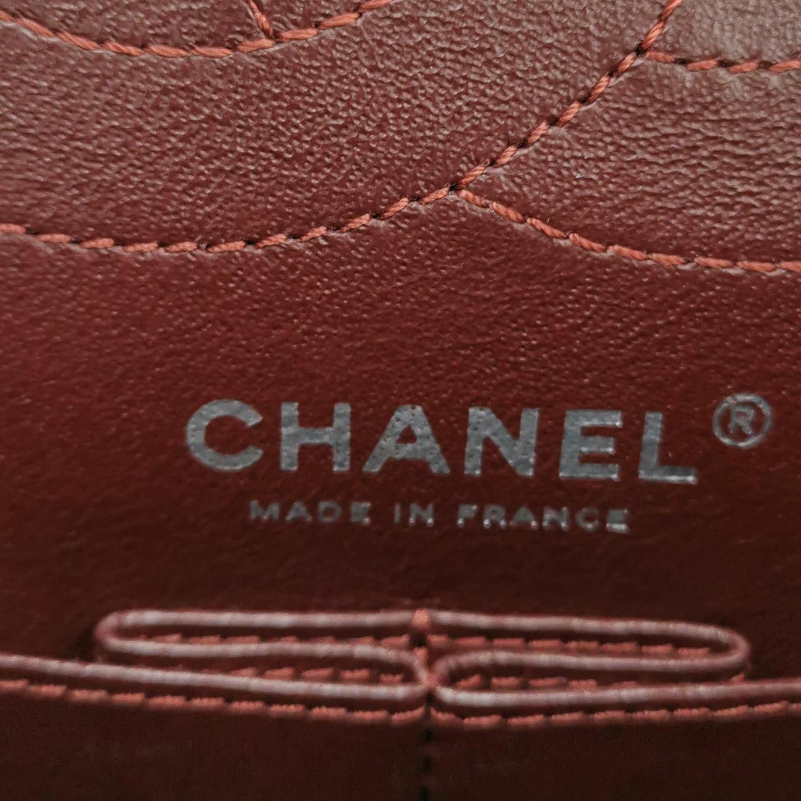 Chanel Chanel Women os Shoulder Bags Size ONE SIZE - 8 Thumbnail