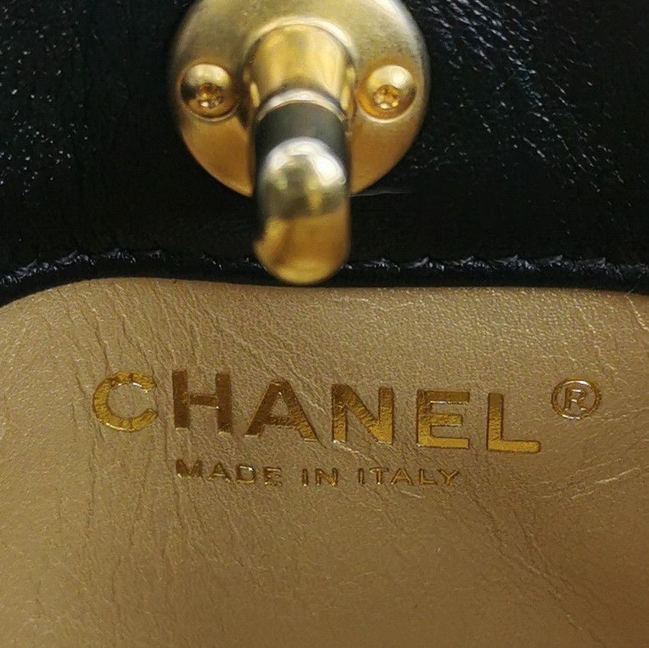 Chanel Chanel Women os Shoulder Bags Size ONE SIZE - 8 Thumbnail
