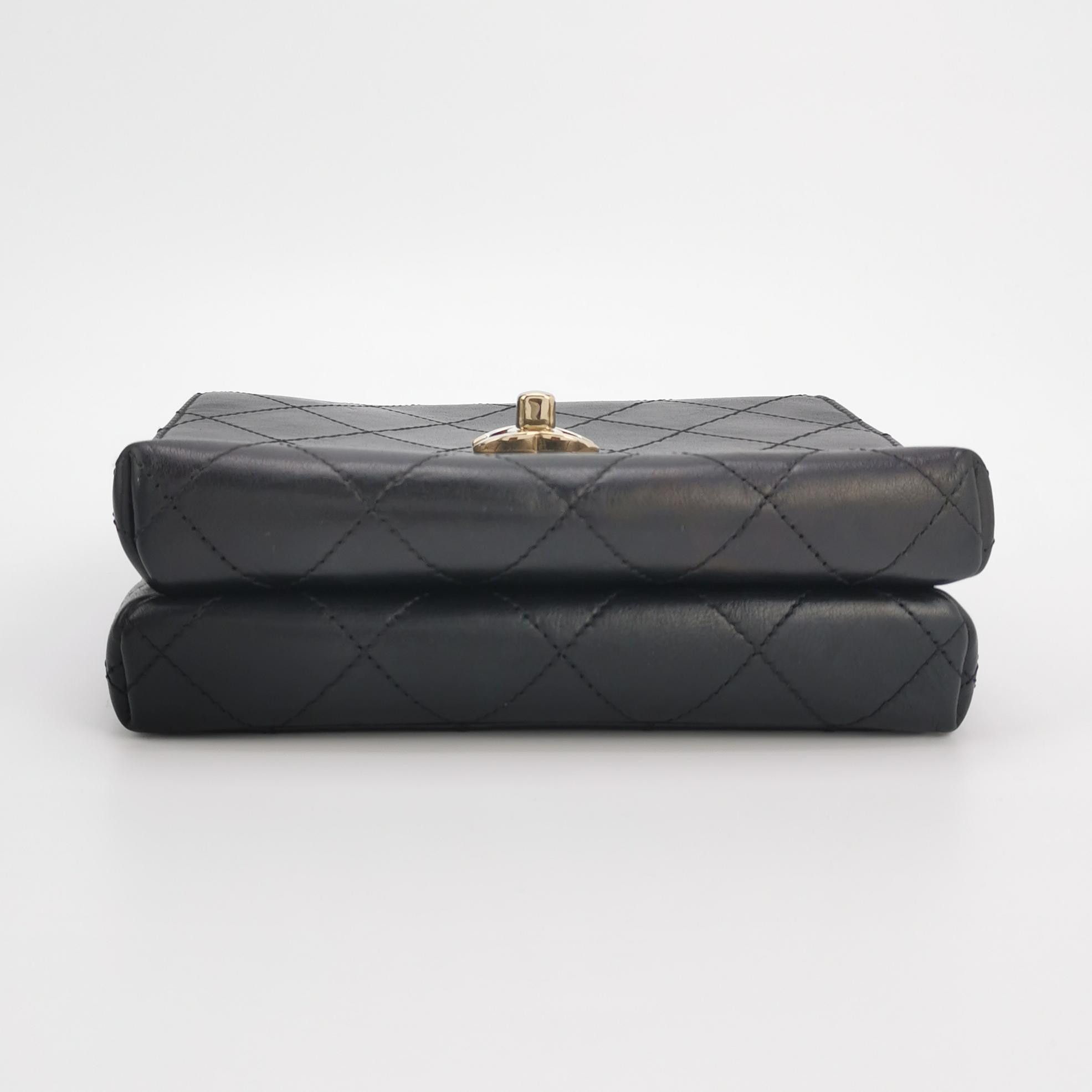 Chanel Chanel Women os Shoulder Bags Size ONE SIZE - 6 Thumbnail