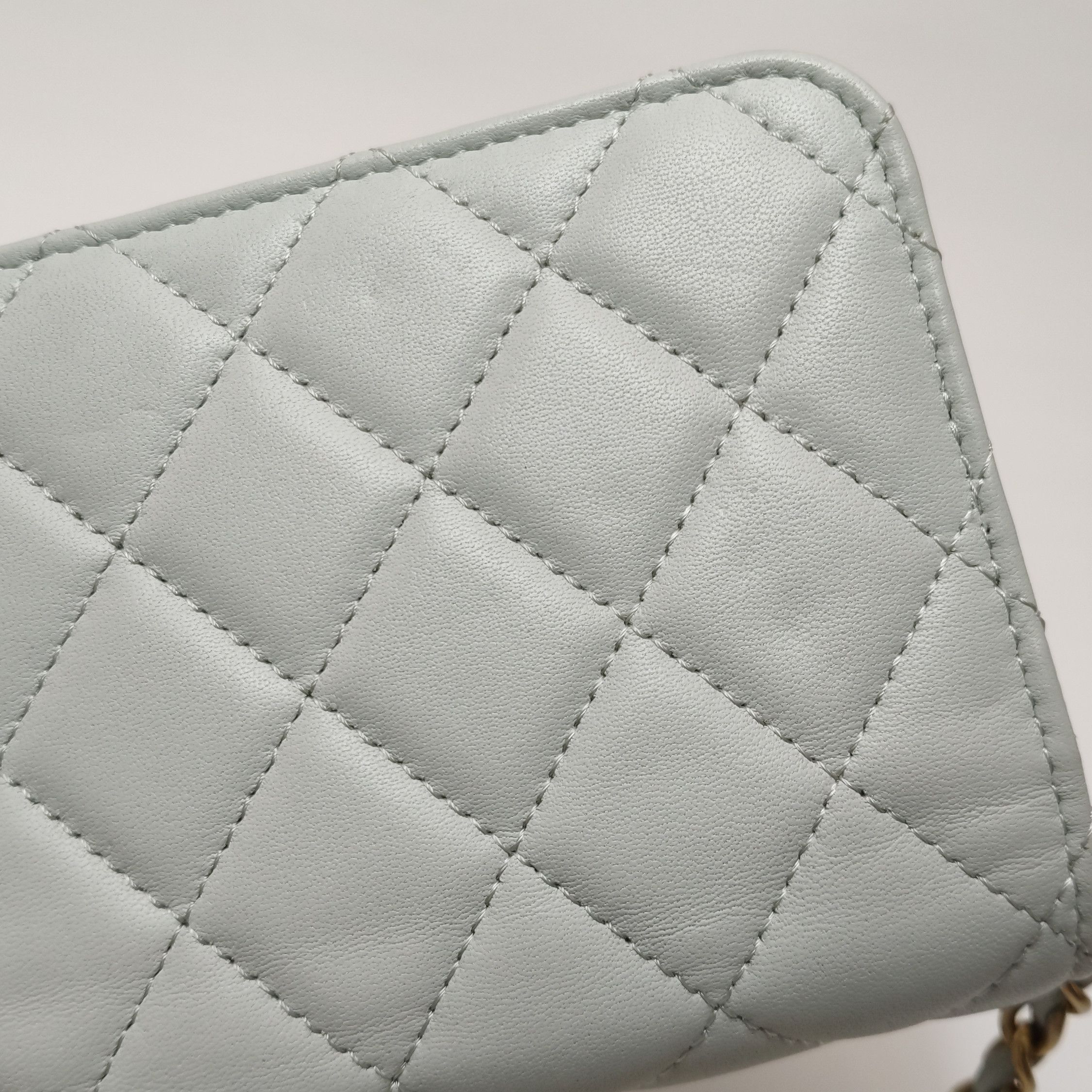 Chanel Chanel Women os Crossbody Bags Size ONE SIZE - 16 Thumbnail