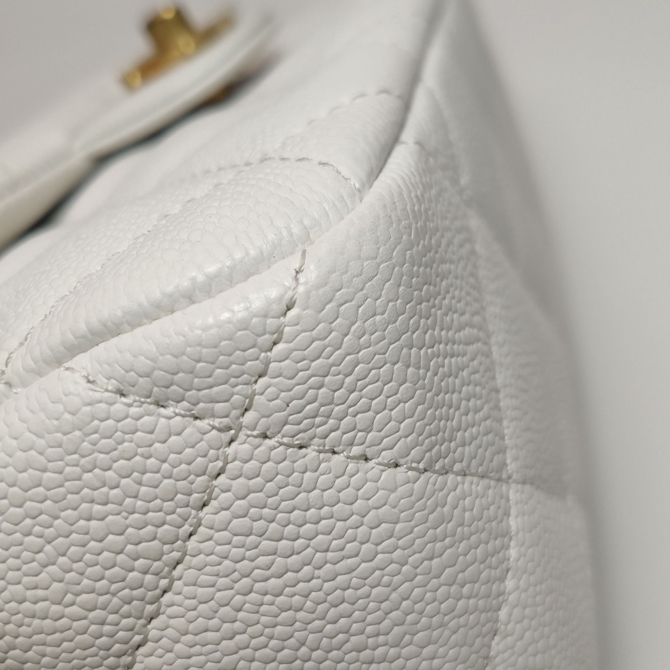 Chanel Chanel Women os Shoulder Bags Size ONE SIZE - 17 Thumbnail