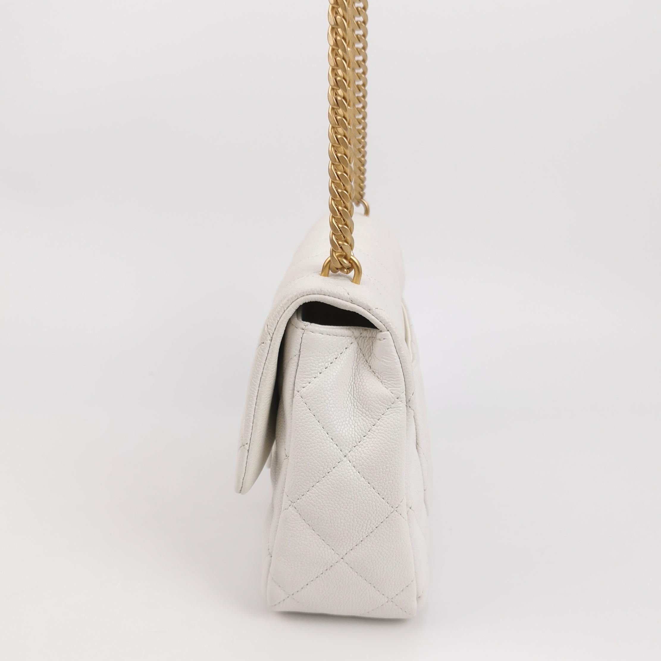 Chanel Chanel Women os Shoulder Bags Size ONE SIZE - 3 Thumbnail