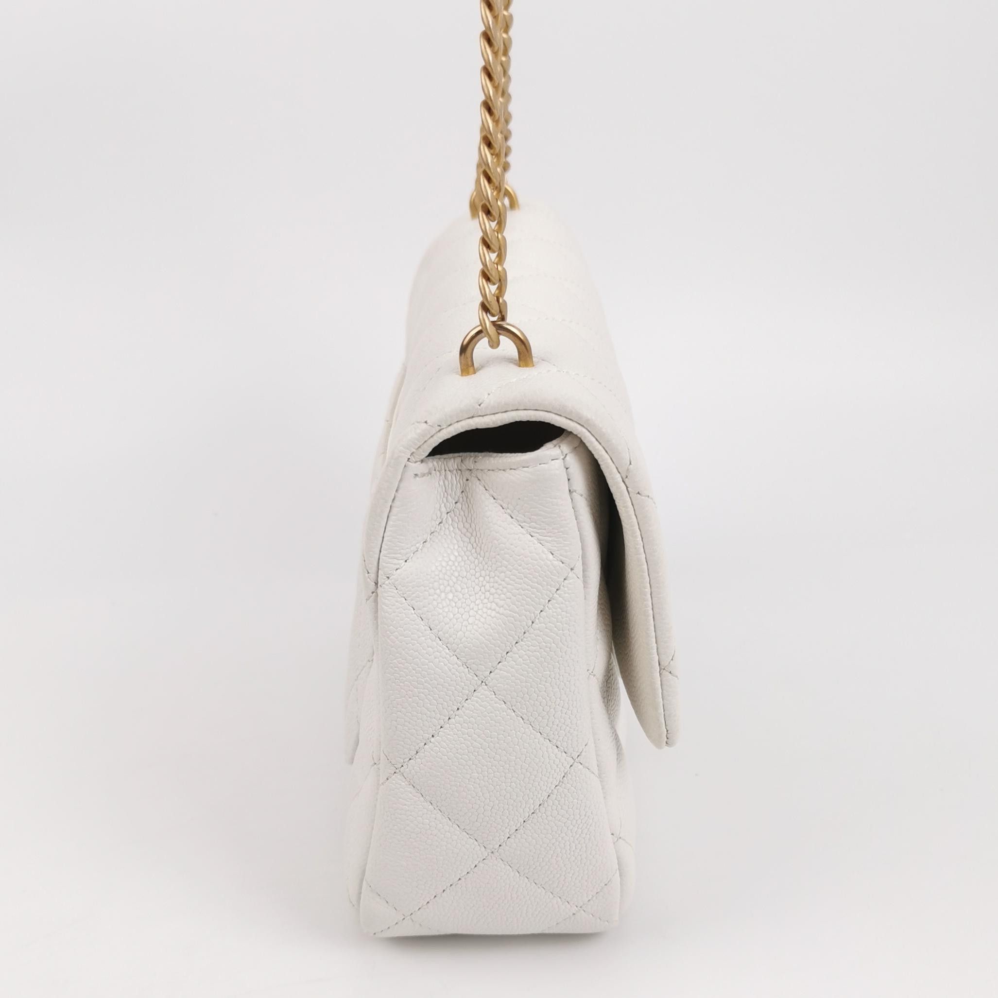 Chanel Chanel Women os Shoulder Bags Size ONE SIZE - 4 Thumbnail