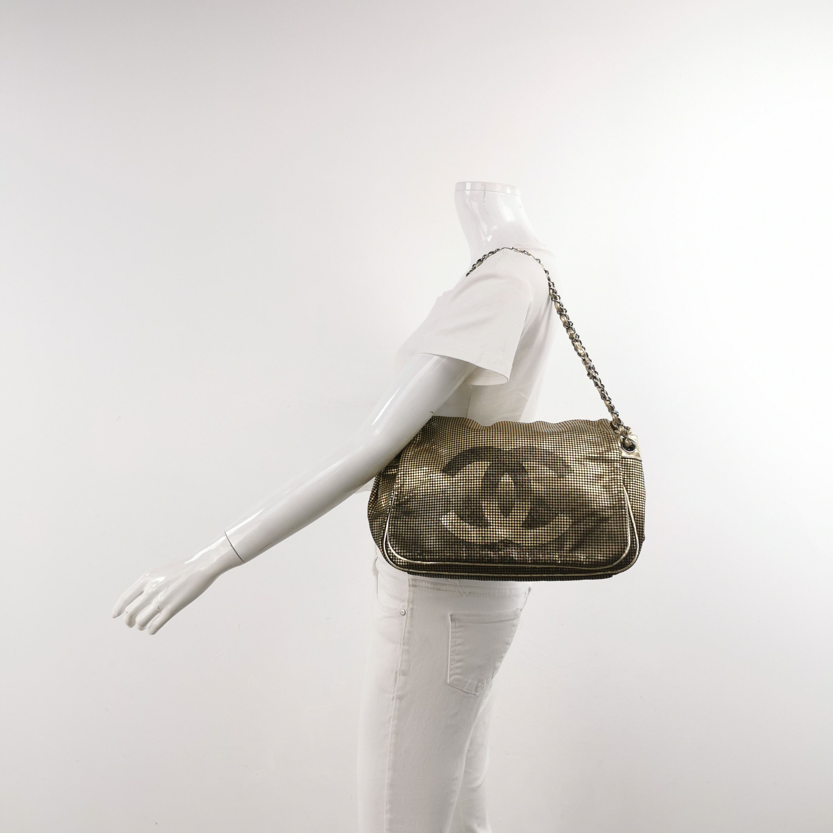 Chanel Chanel Women os Shoulder Bags Size ONE SIZE - 2 Thumbnail