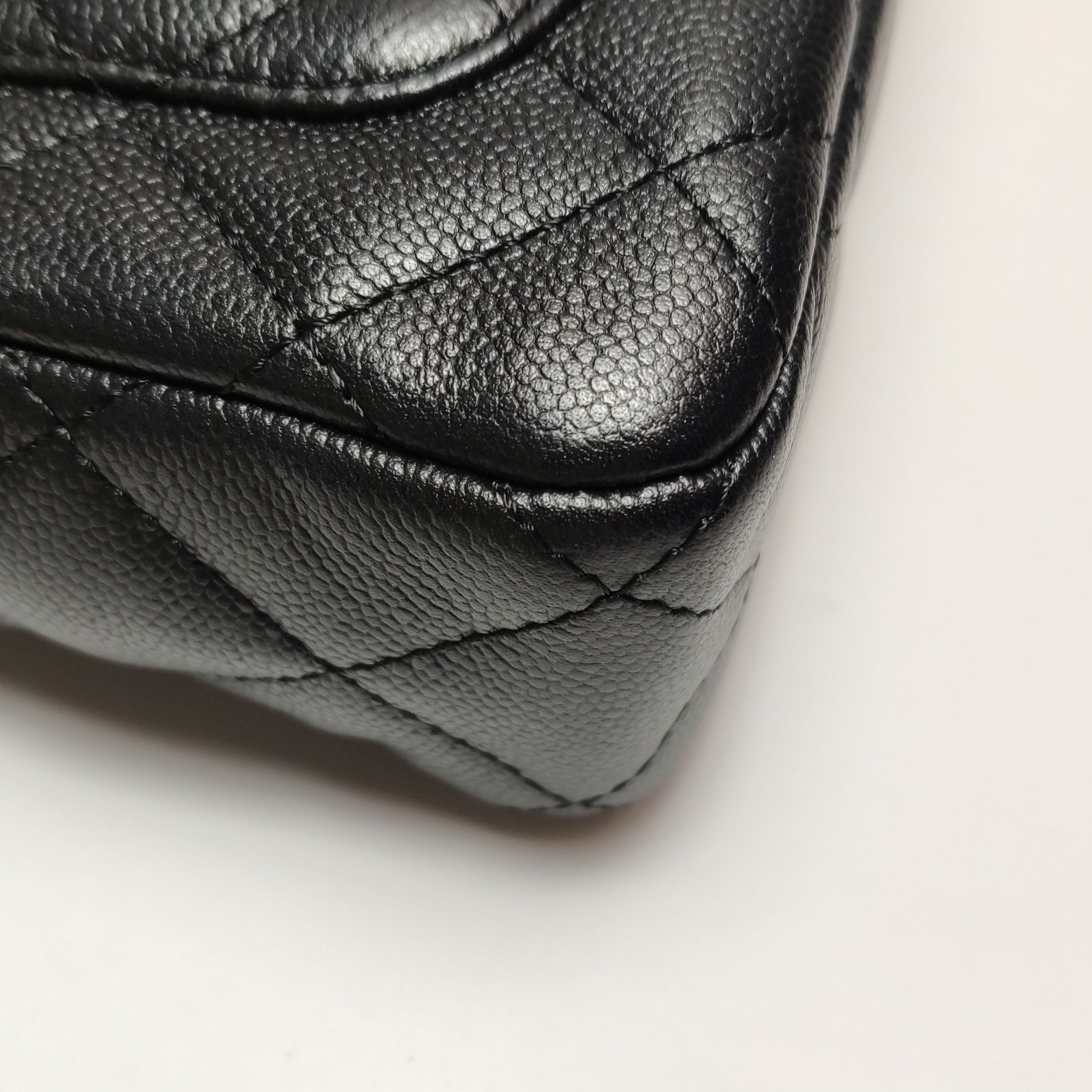 Chanel Chanel Women os Shoulder Bags Size ONE SIZE - 20 Thumbnail