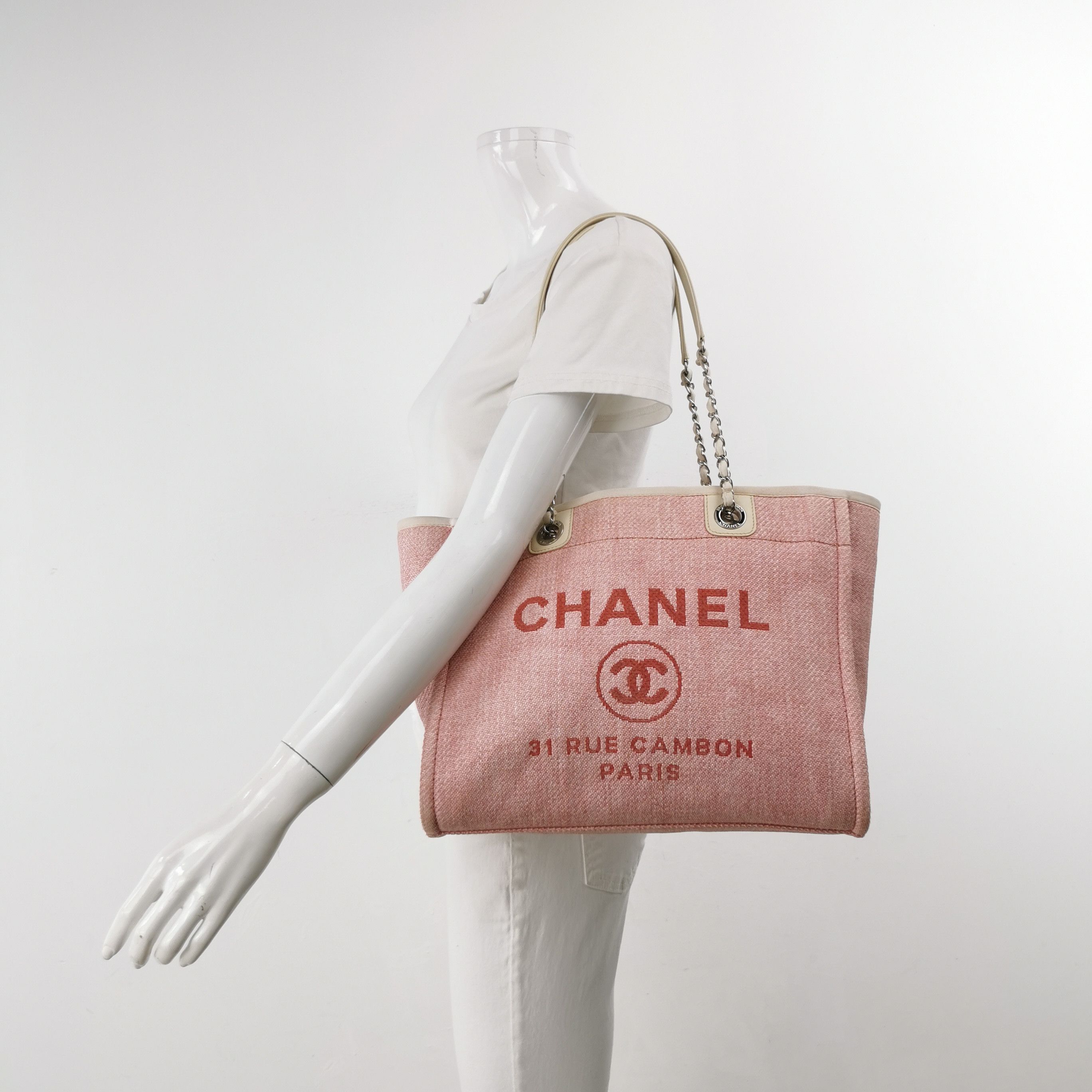 Chanel Chanel Women os Shoulder Bags Size ONE SIZE - 2 Thumbnail