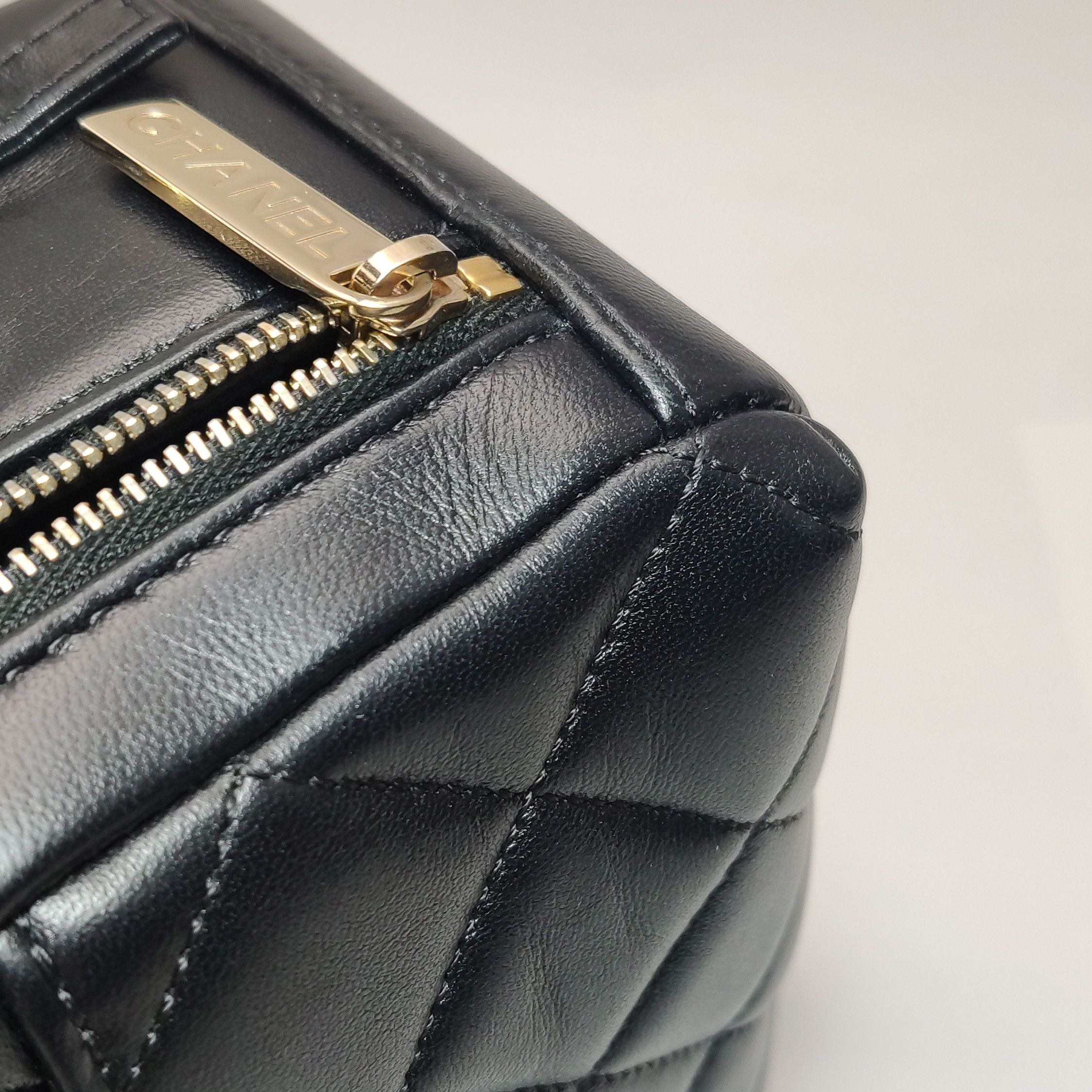Chanel Chanel Women os Shoulder Bags Size ONE SIZE - 22 Thumbnail