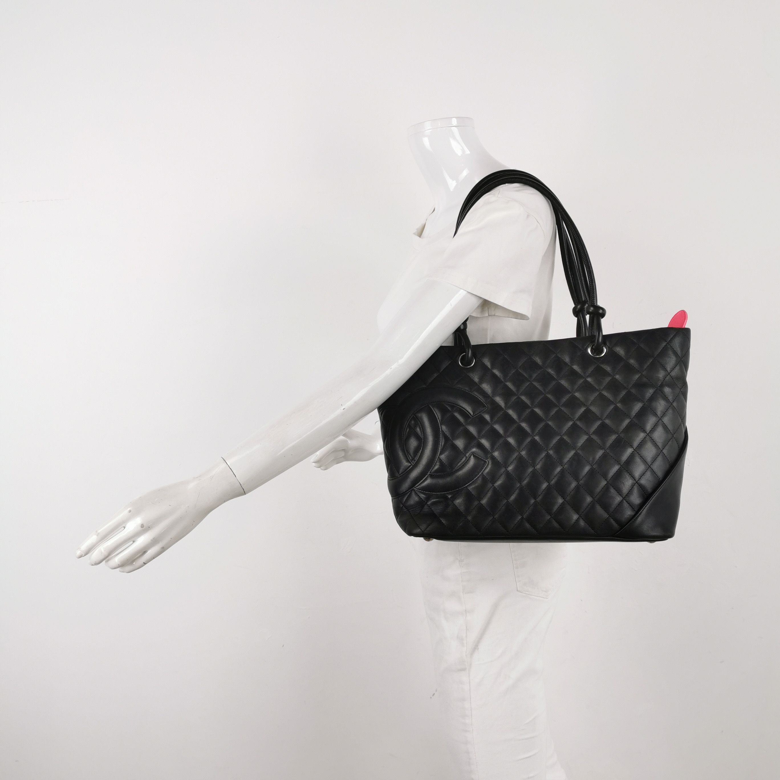 Chanel Chanel Women os Shoulder Bags Size ONE SIZE - 2 Thumbnail