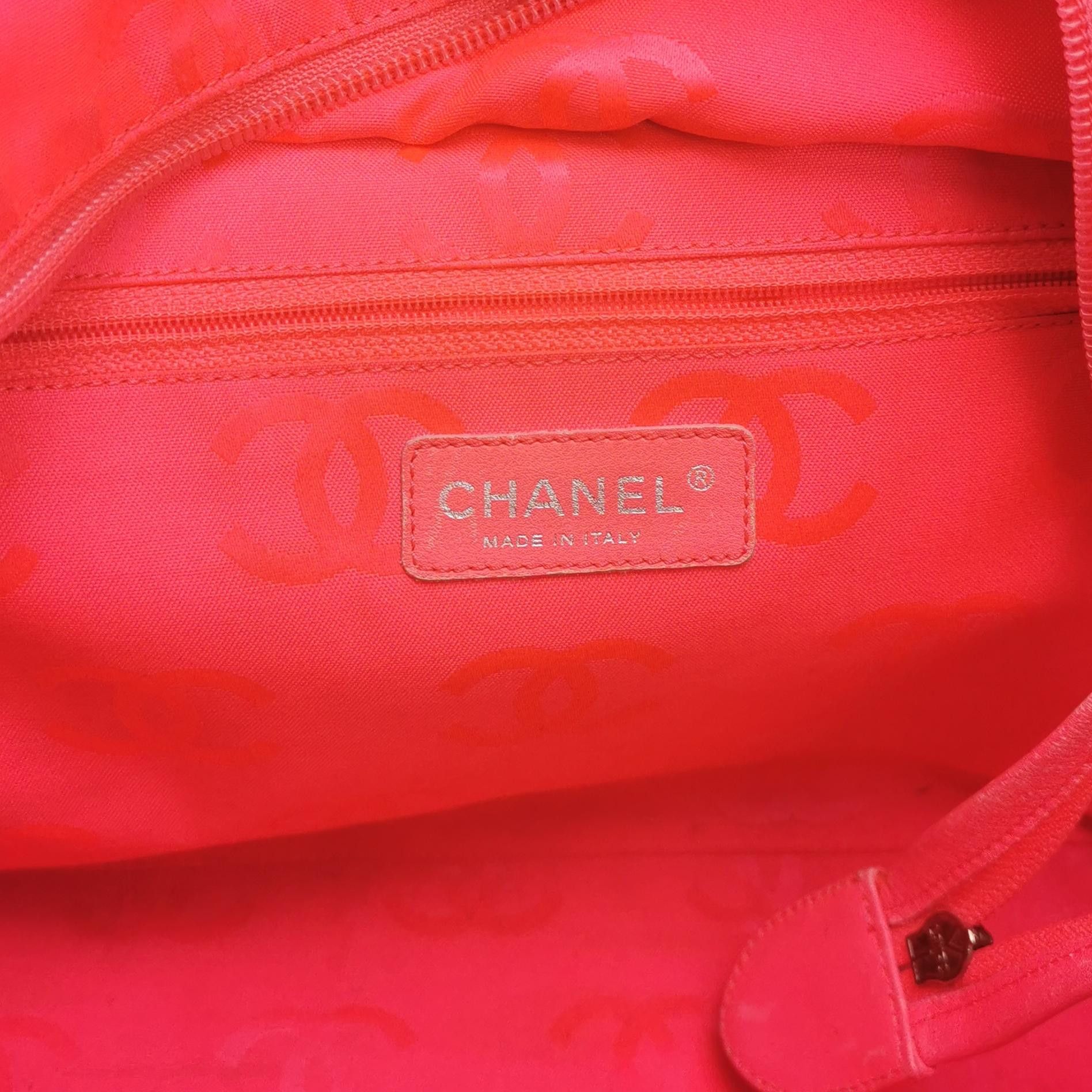 Chanel Chanel Women os Shoulder Bags Size ONE SIZE - 8 Thumbnail