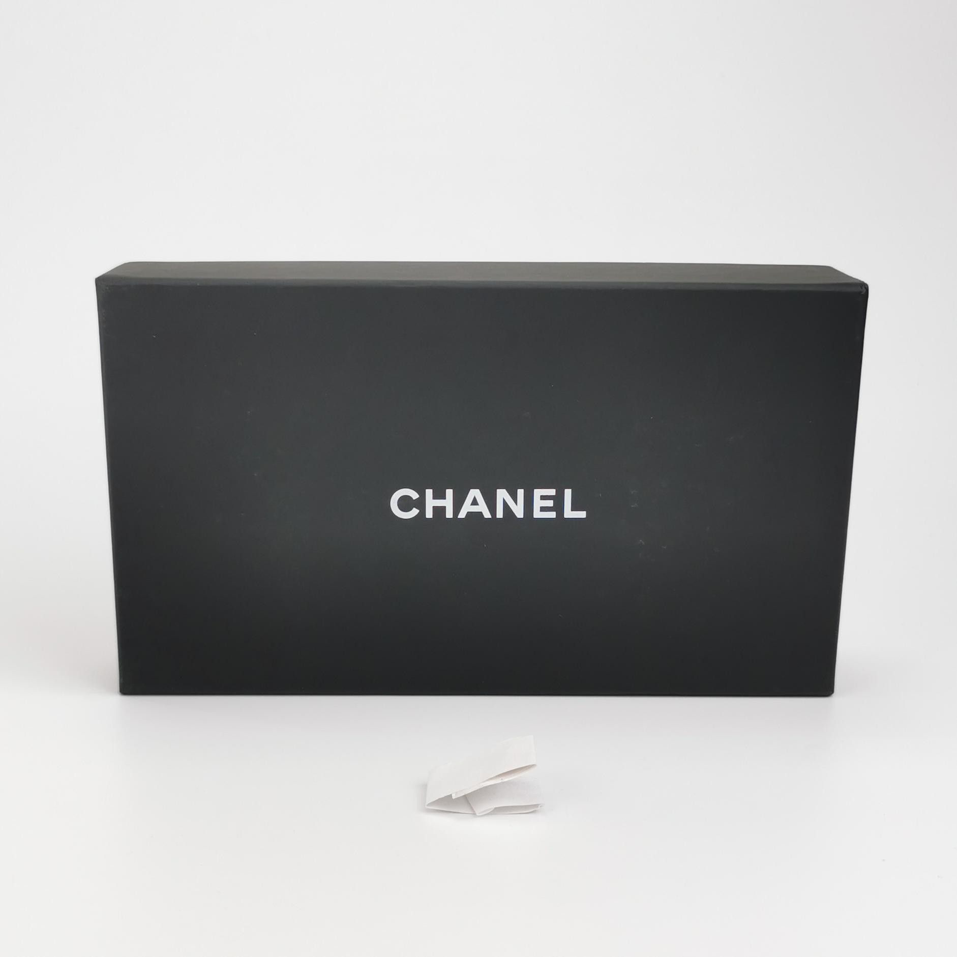 Chanel Chanel Women os Crossbody Bags Size ONE SIZE - 9 Thumbnail