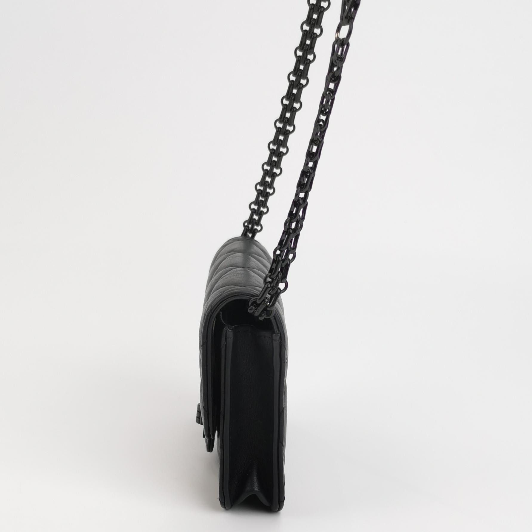 Chanel Chanel Women os Crossbody Bags Size ONE SIZE - 3 Thumbnail
