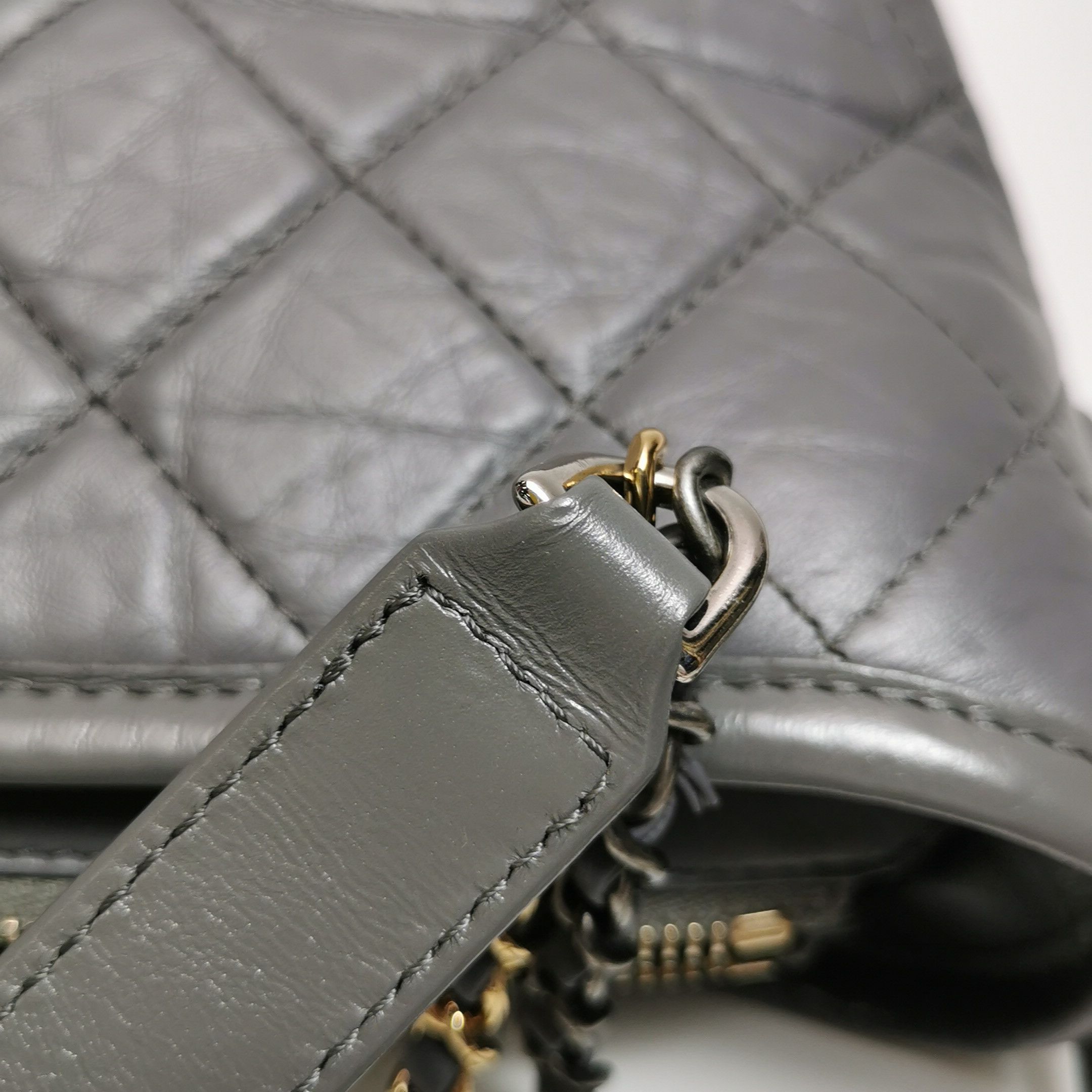 Chanel Chanel Women os Crossbody Bags Size ONE SIZE - 22 Thumbnail