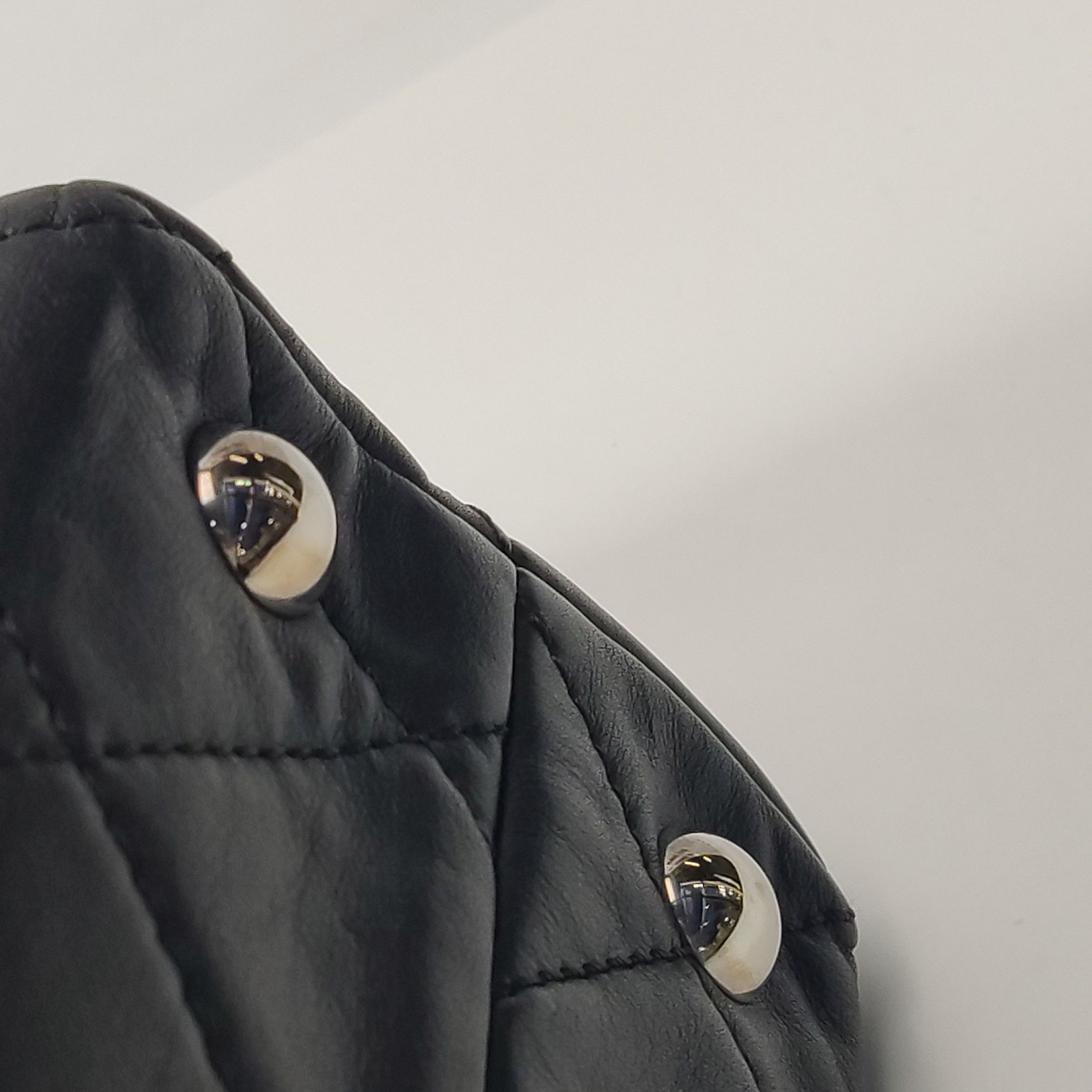 Chanel Chanel Women os Shoulder Bags Size ONE SIZE - 16 Thumbnail