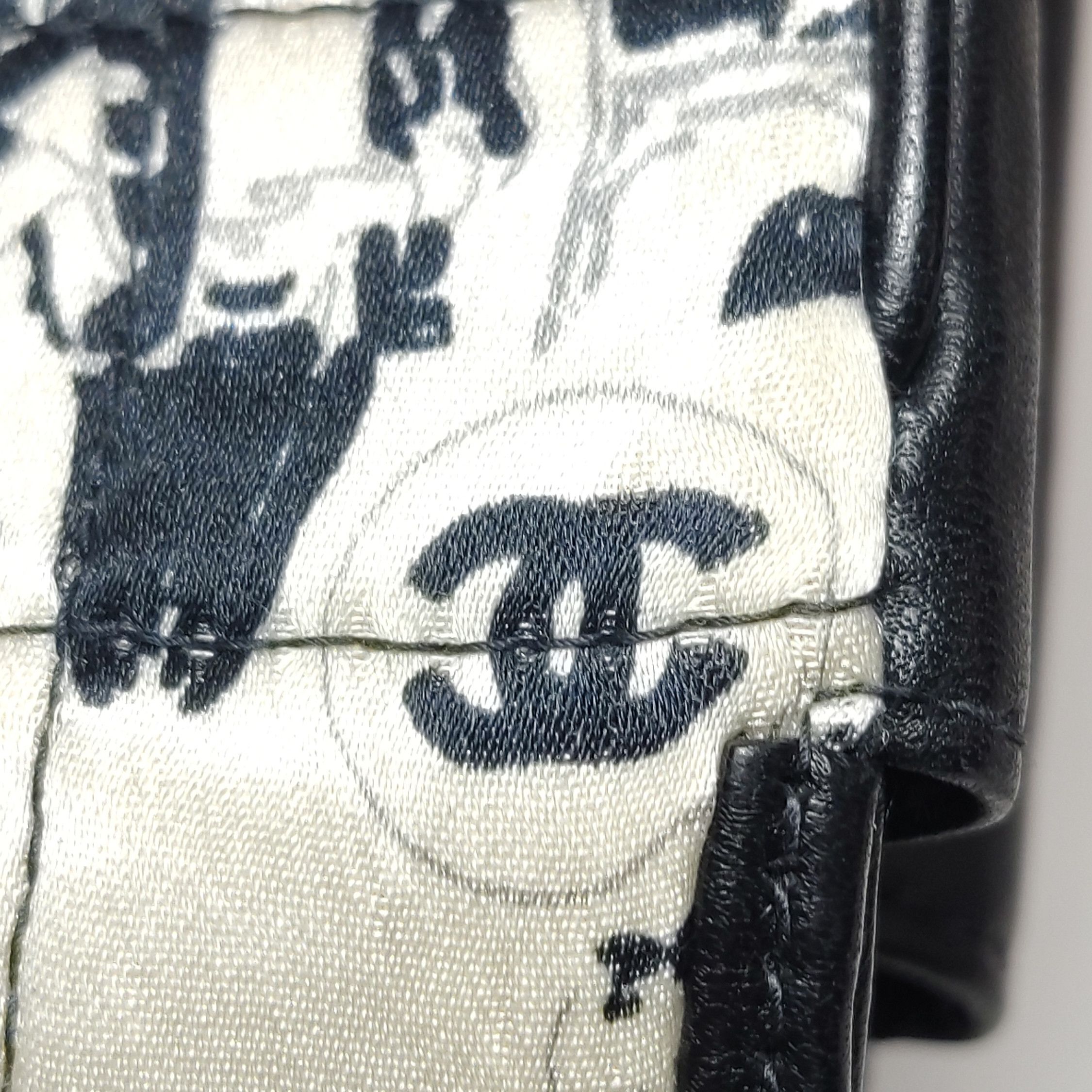 Chanel Chanel Women os Shoulder Bags Size ONE SIZE - 21 Thumbnail