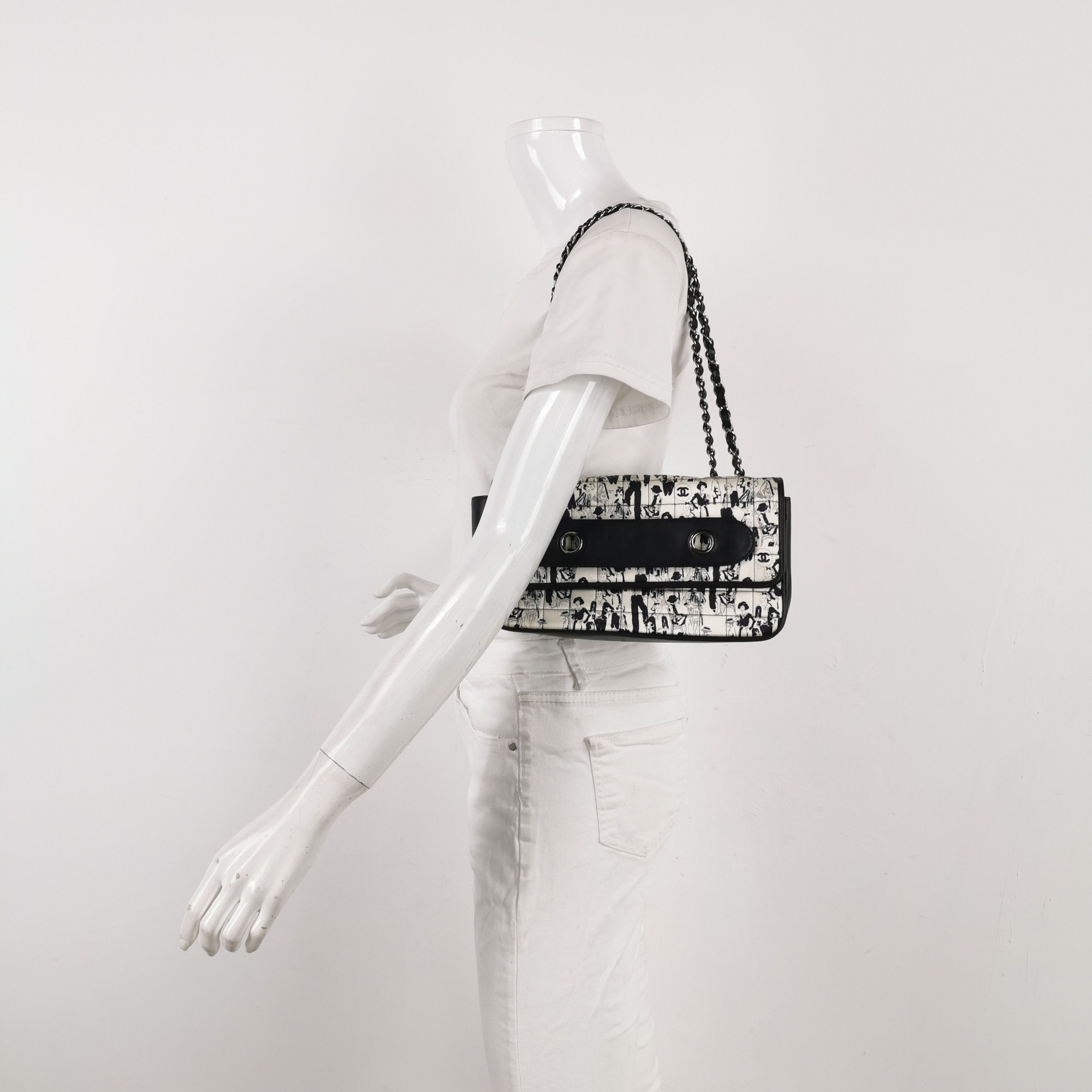 Chanel Chanel Women os Shoulder Bags Size ONE SIZE - 2 Thumbnail