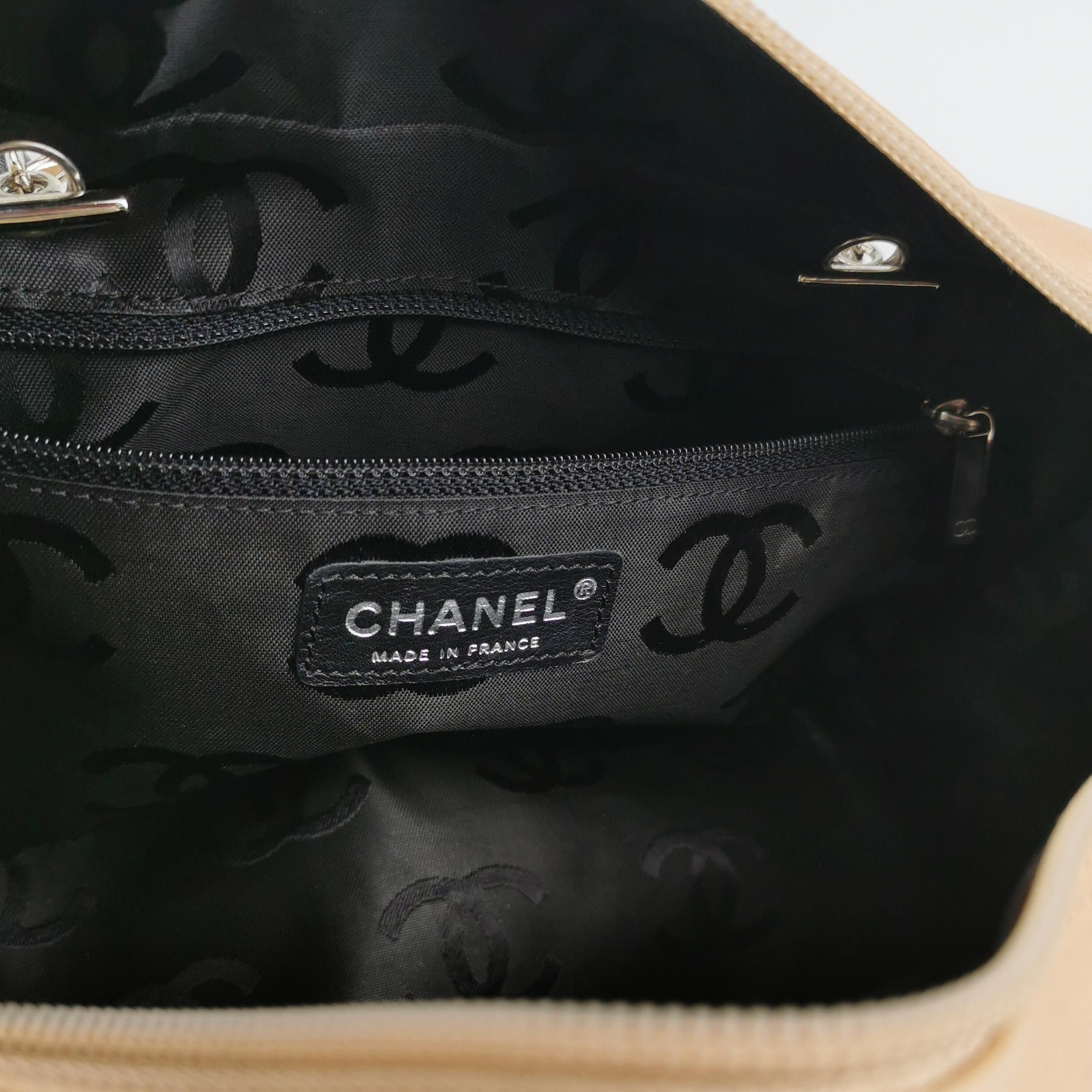 Chanel Chanel Women os Shoulder Bags Size ONE SIZE - 8 Thumbnail